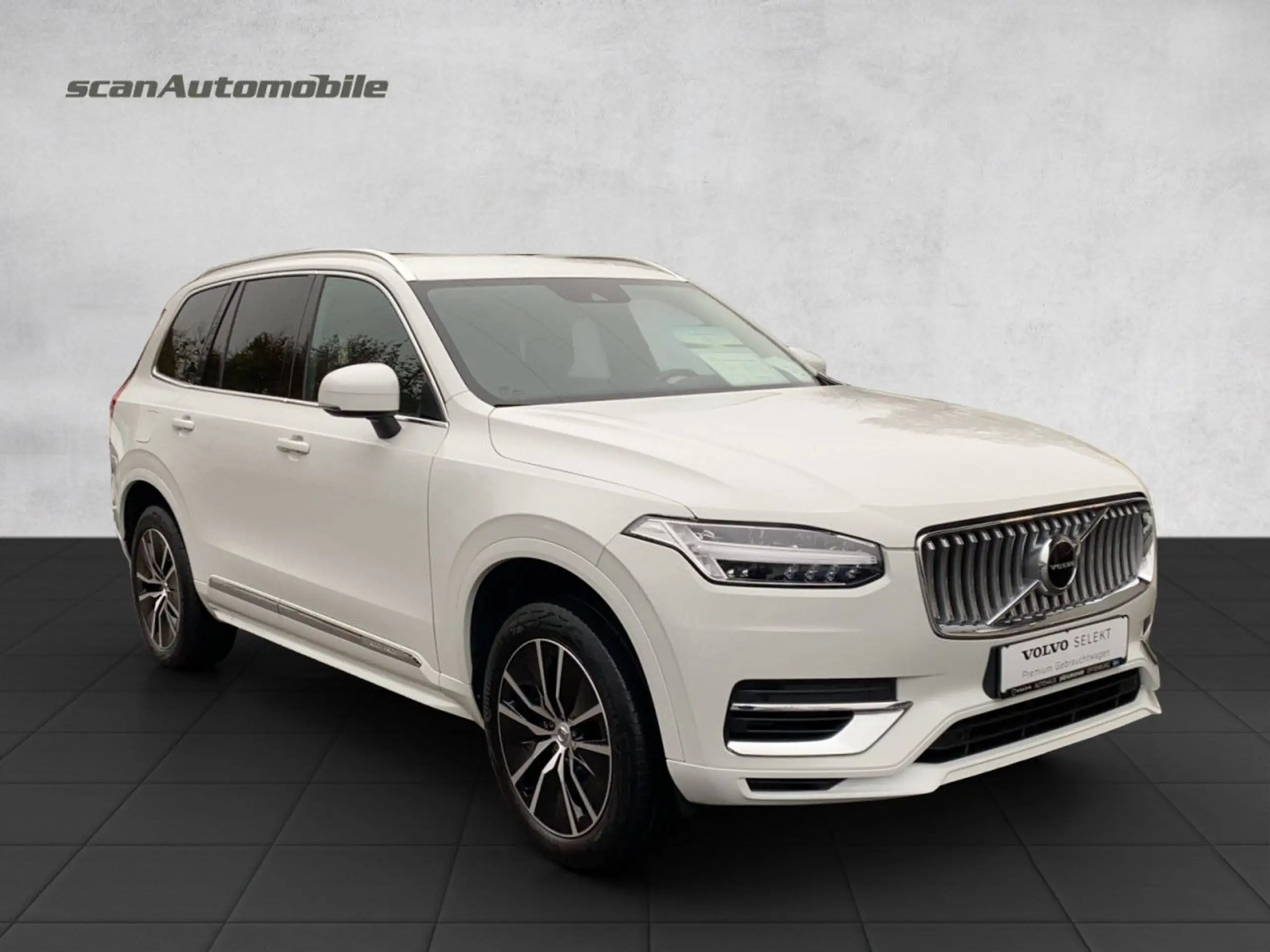 Volvo - XC90