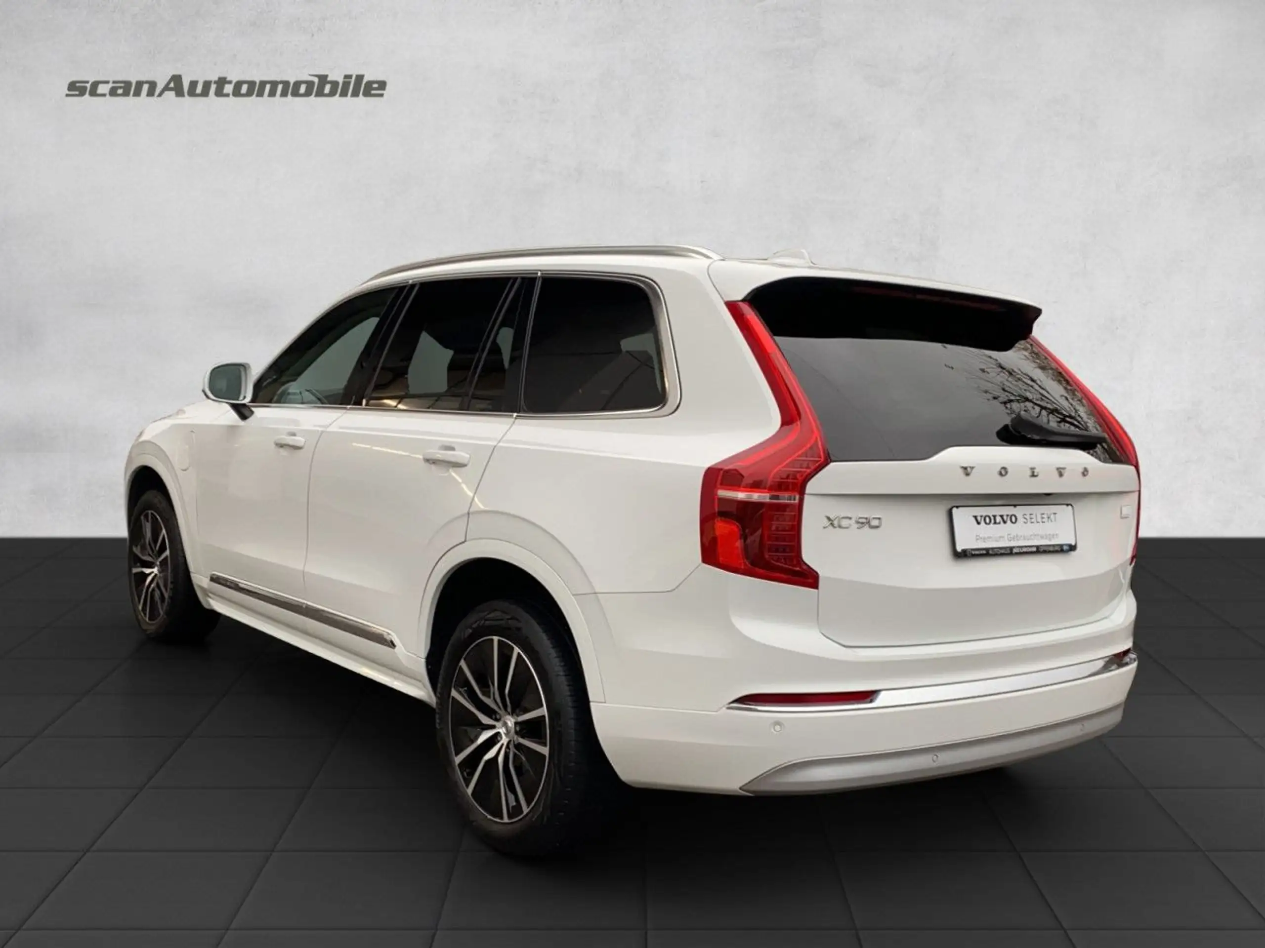 Volvo - XC90