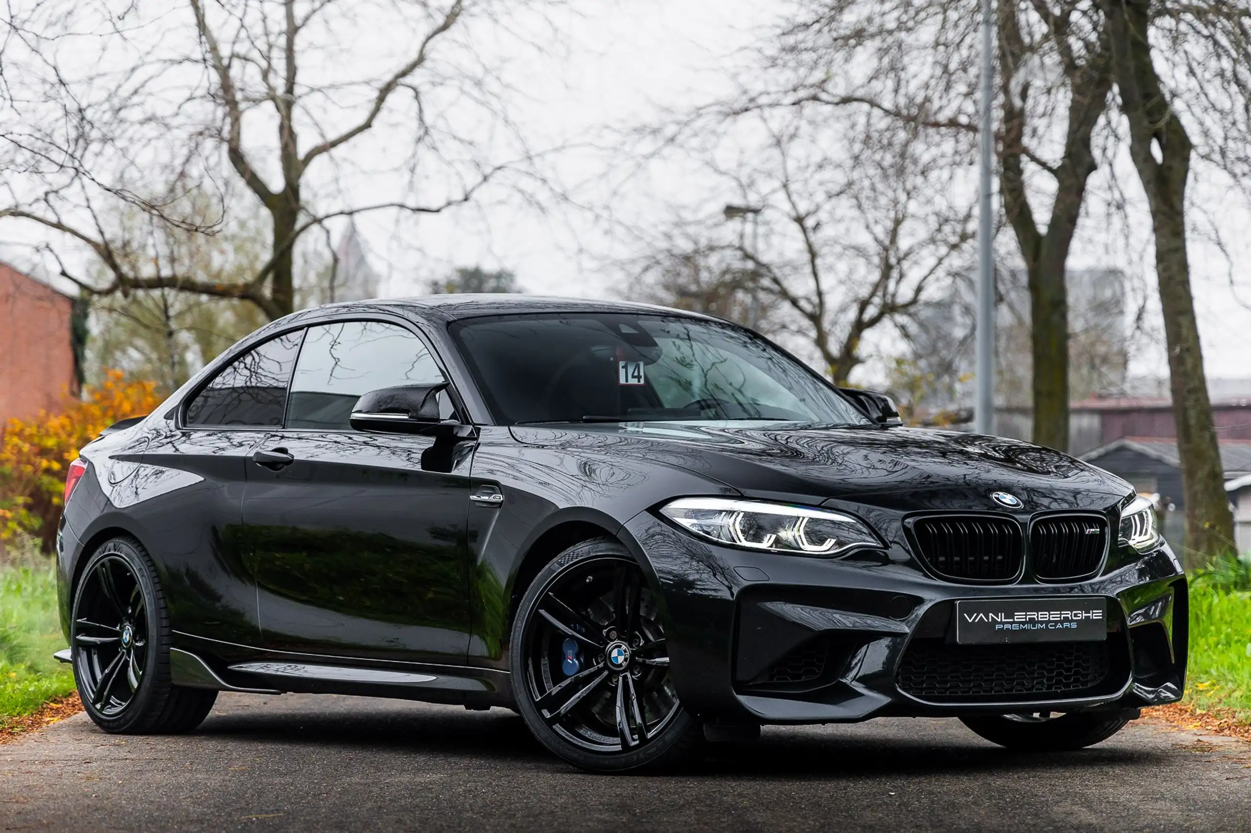 BMW - M2