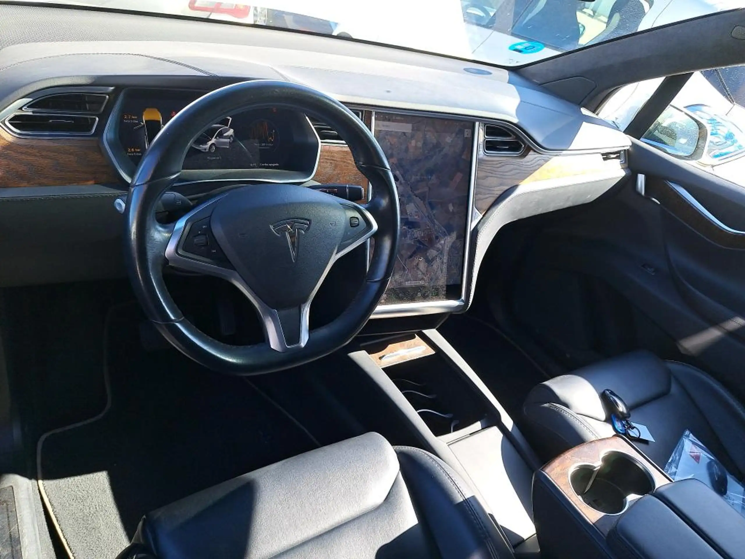 Tesla - Model X