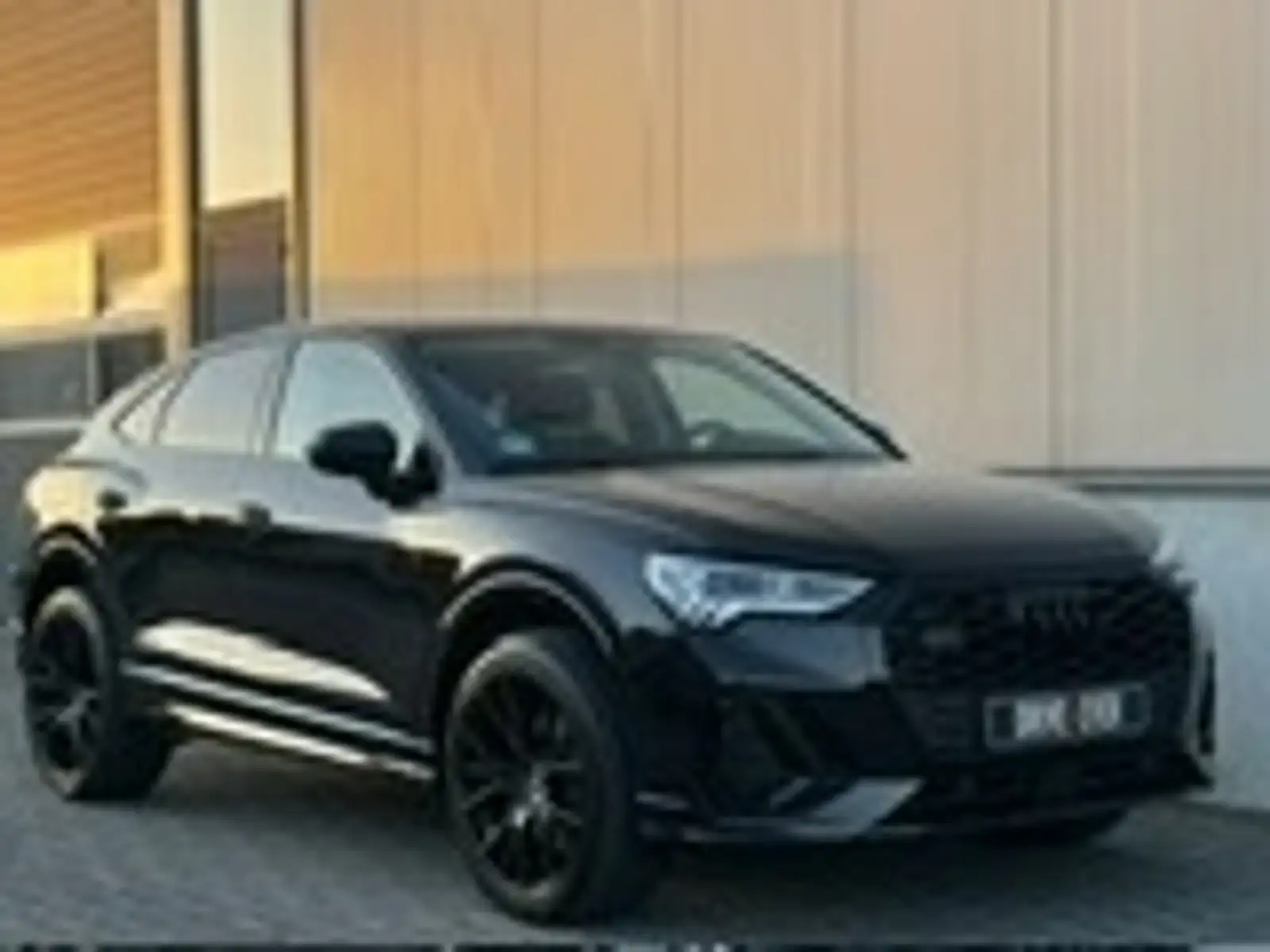 Audi - Q3