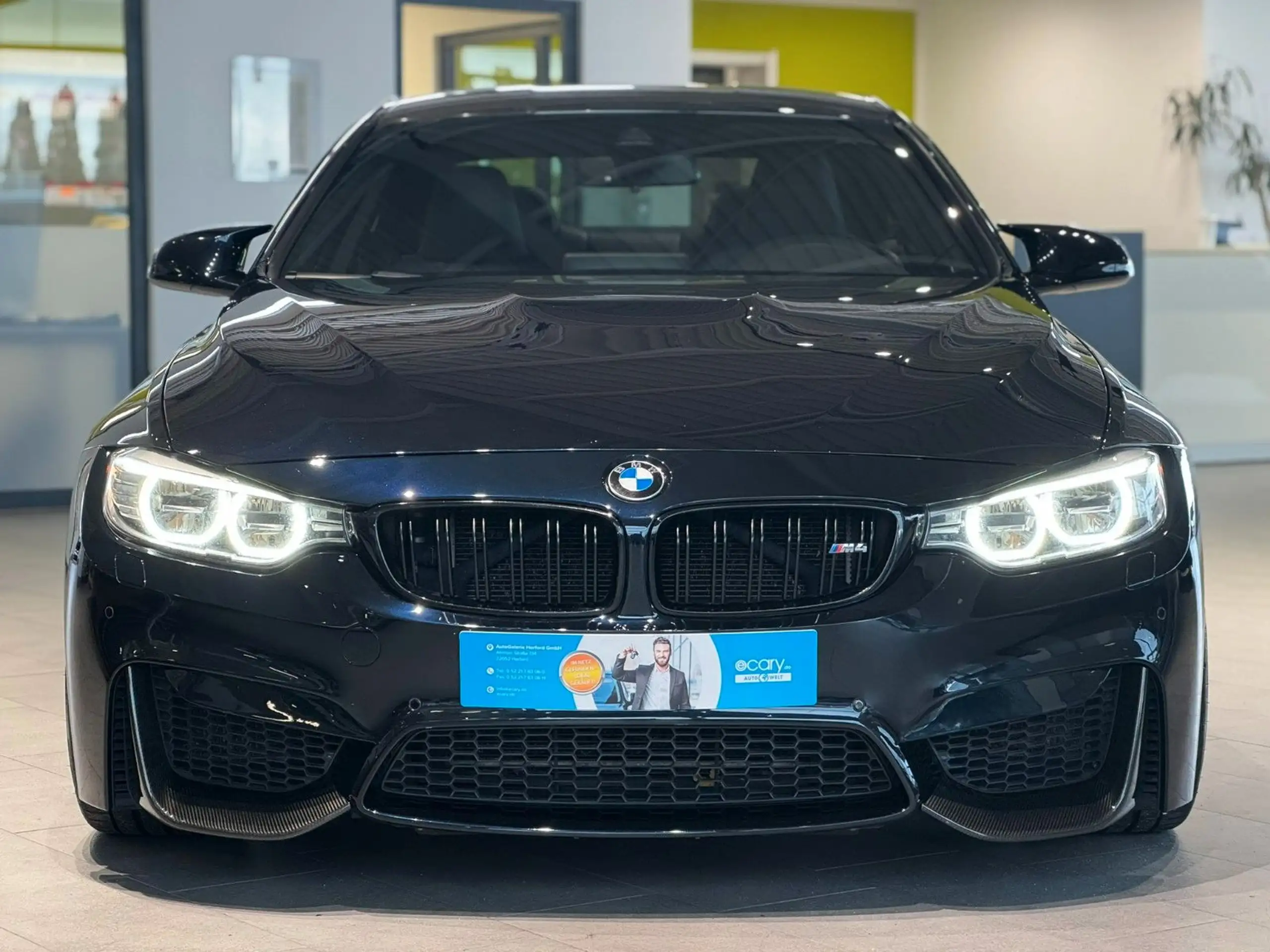 BMW - M4