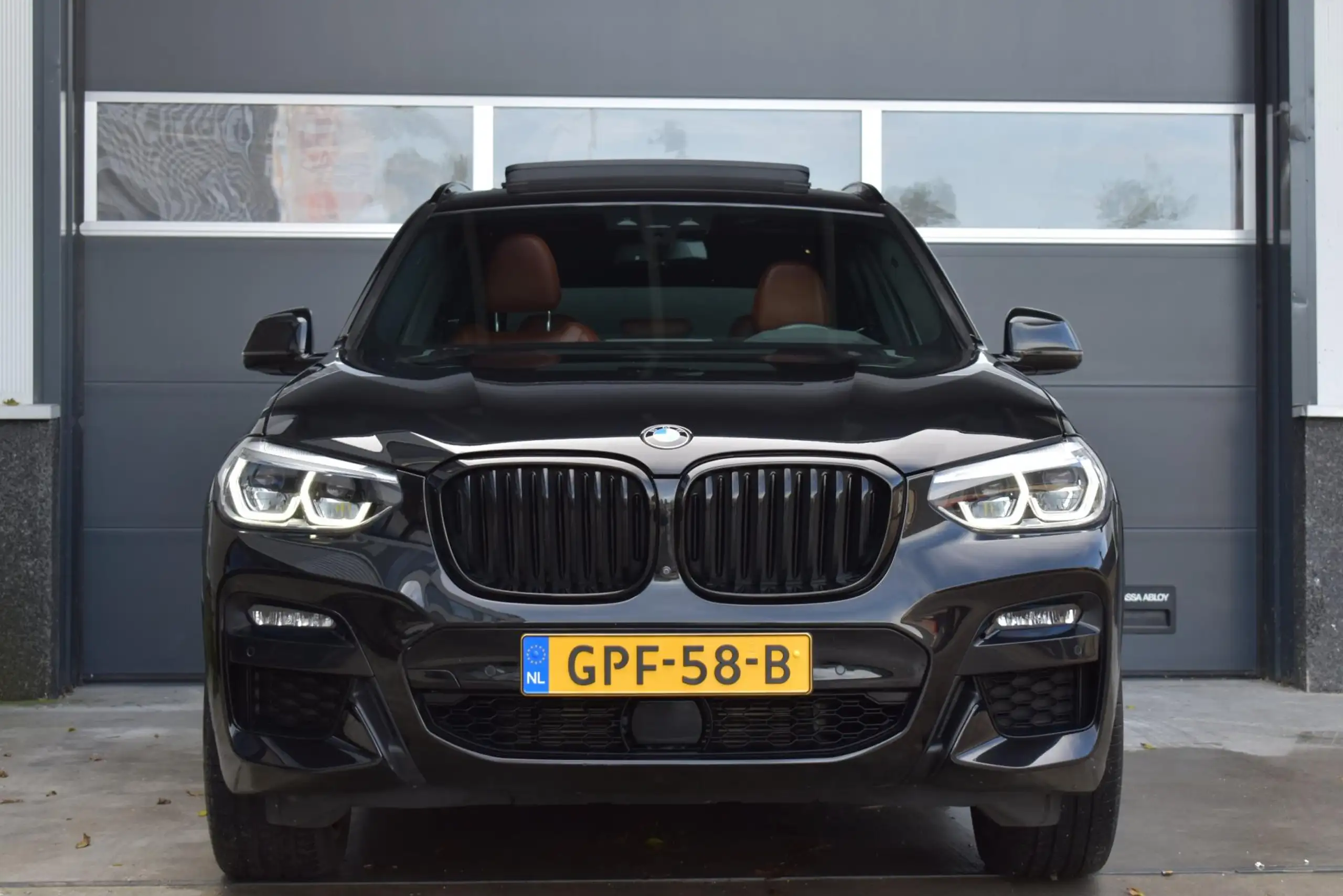 BMW - X3