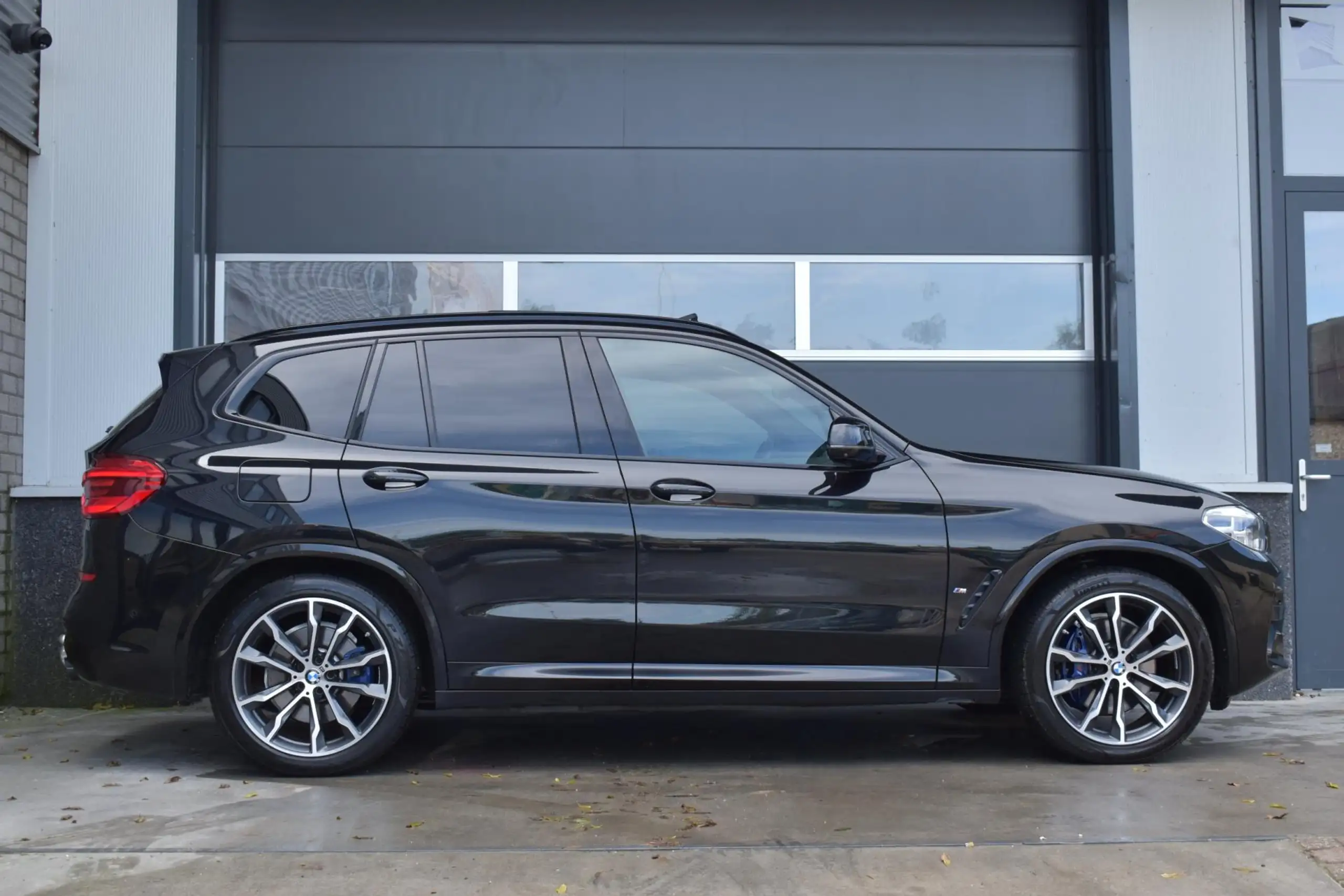 BMW - X3