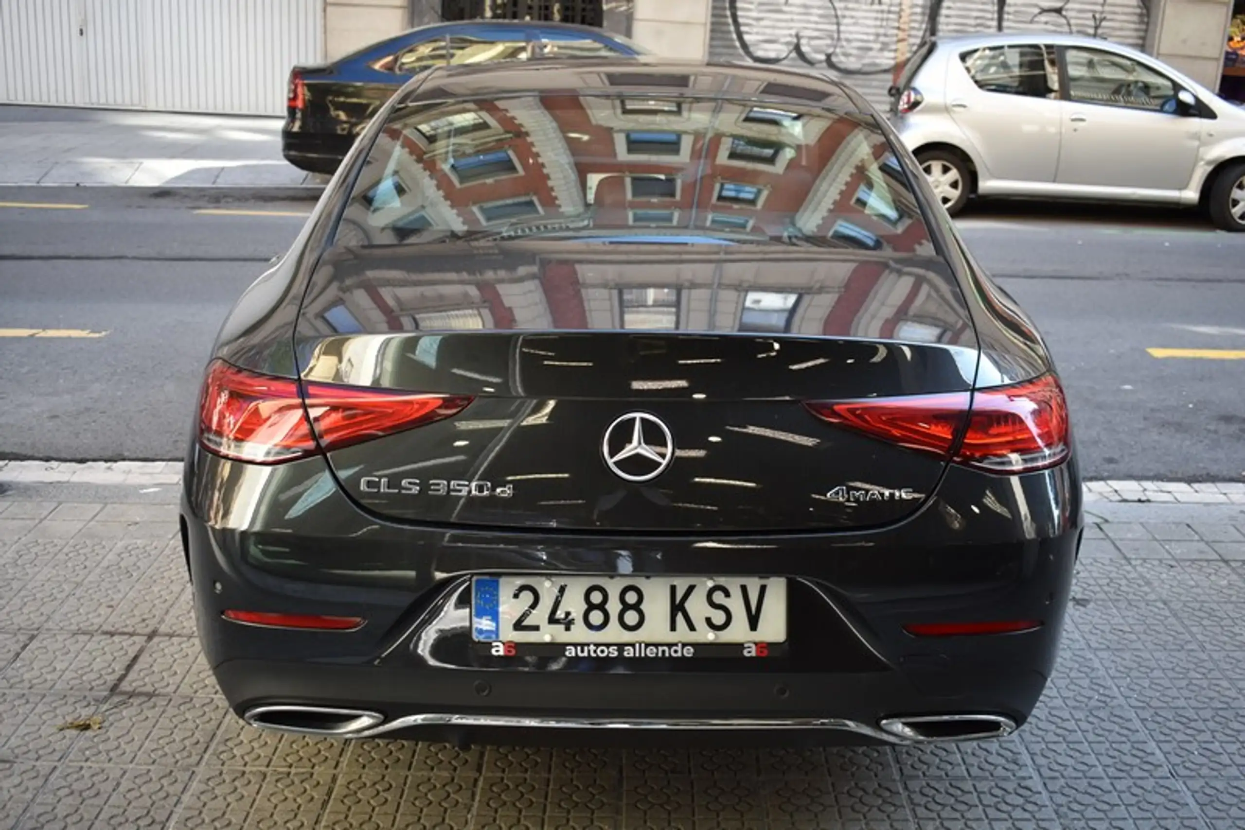 Mercedes-Benz - CLS 350