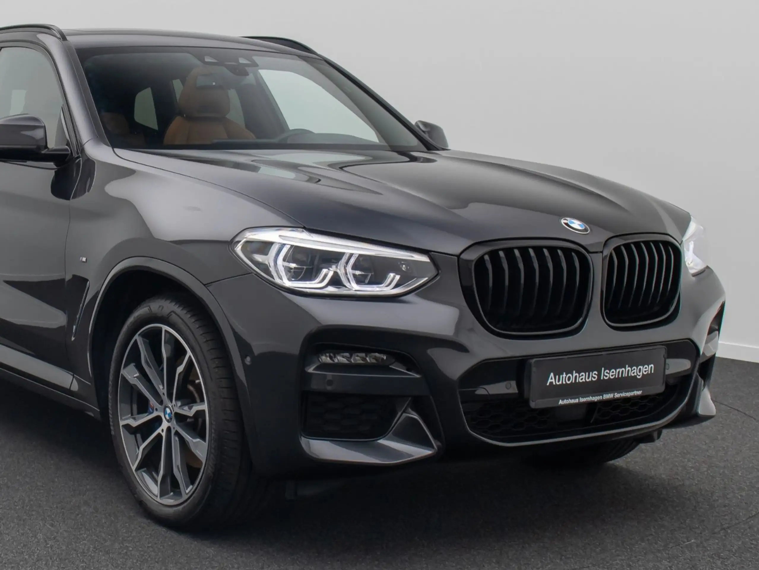 BMW - X3