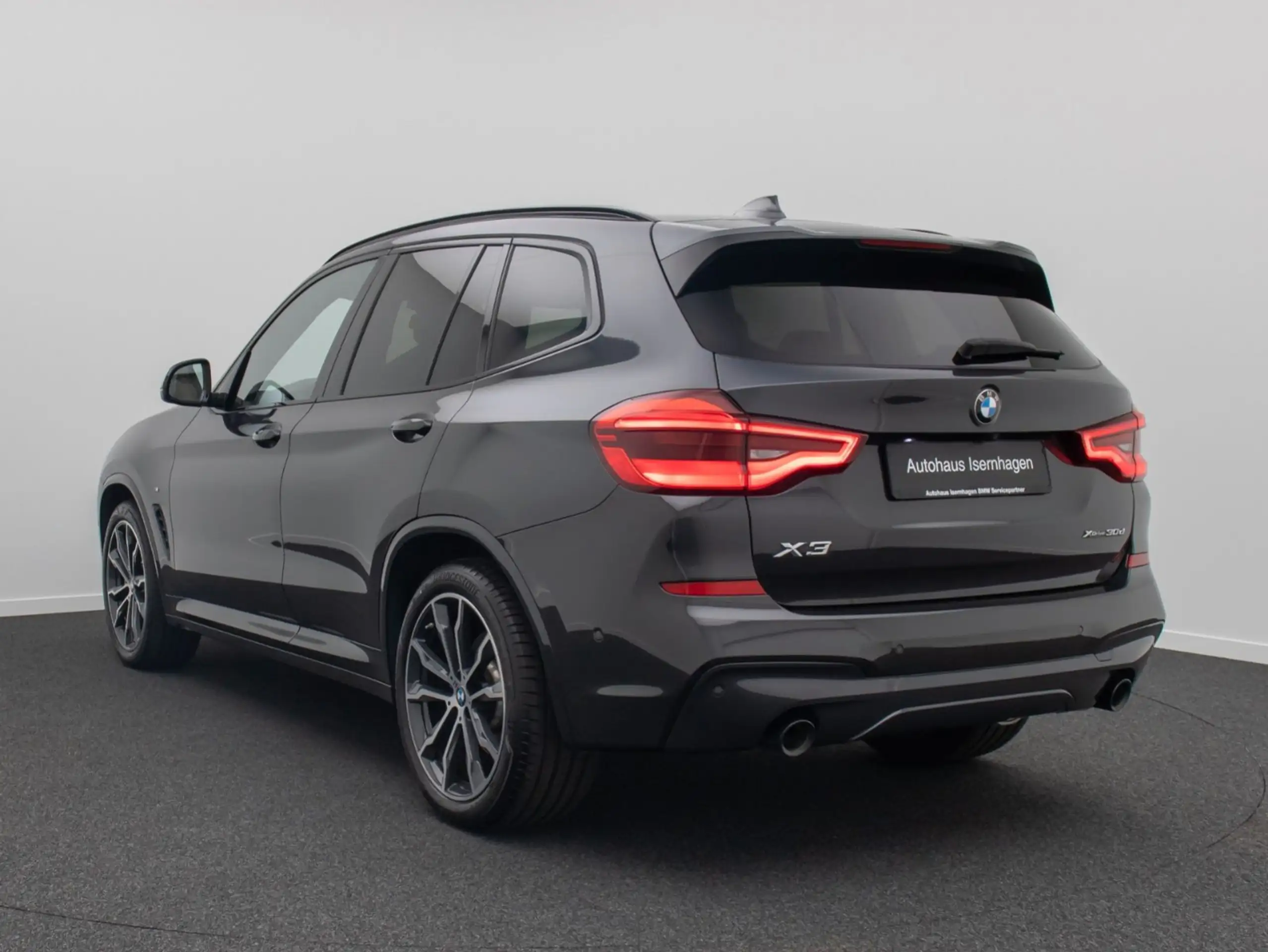 BMW - X3