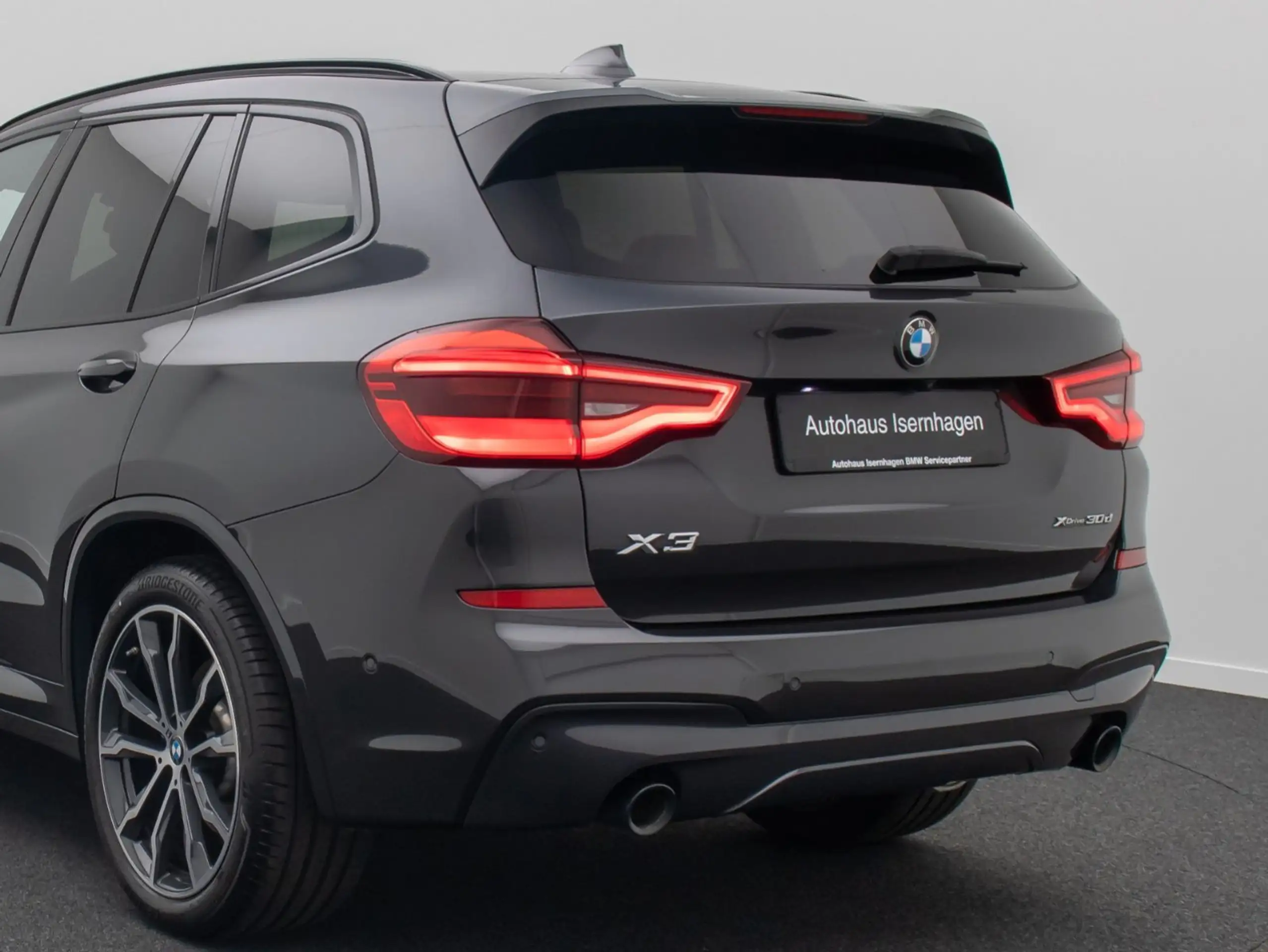 BMW - X3