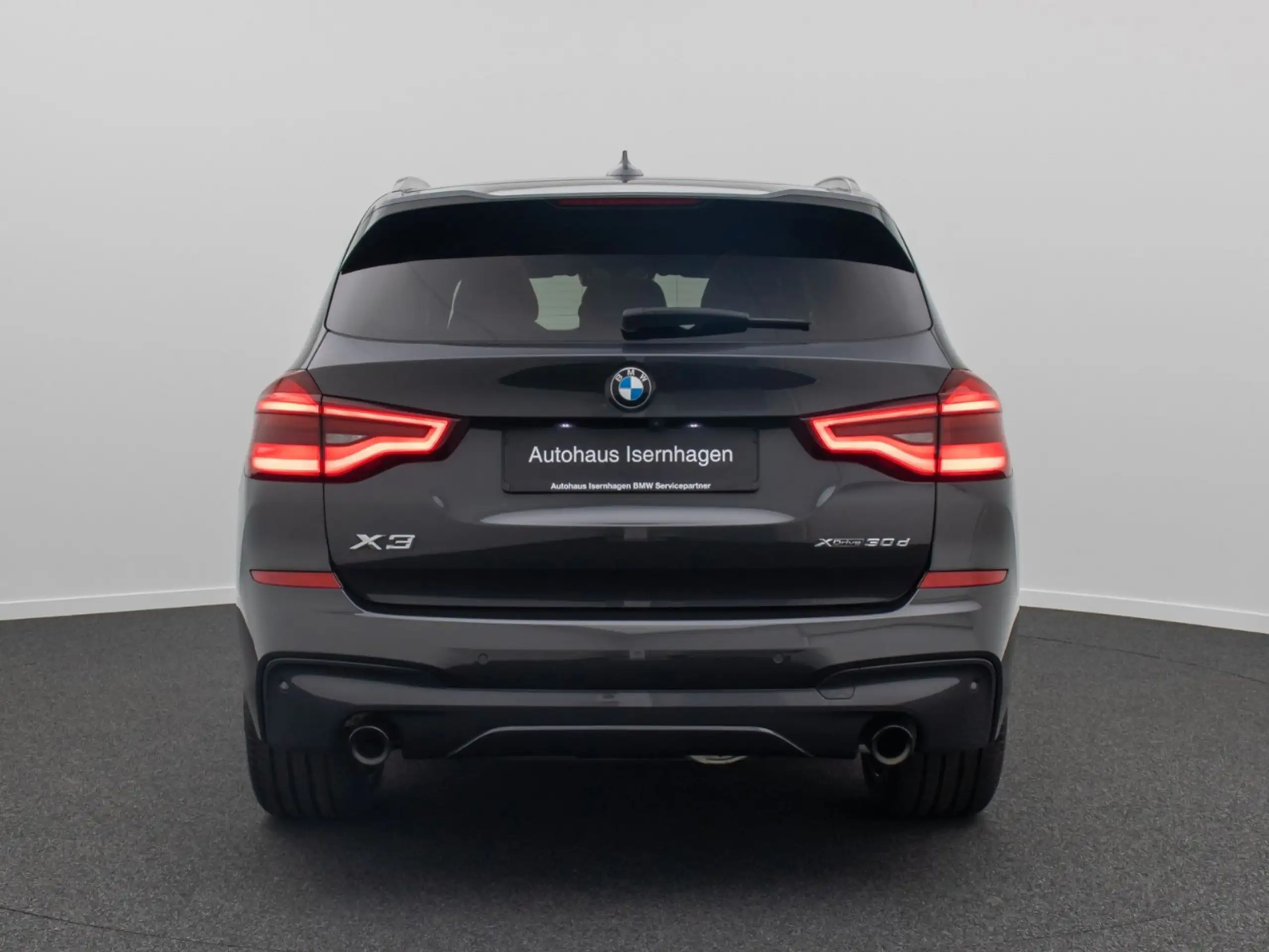 BMW - X3