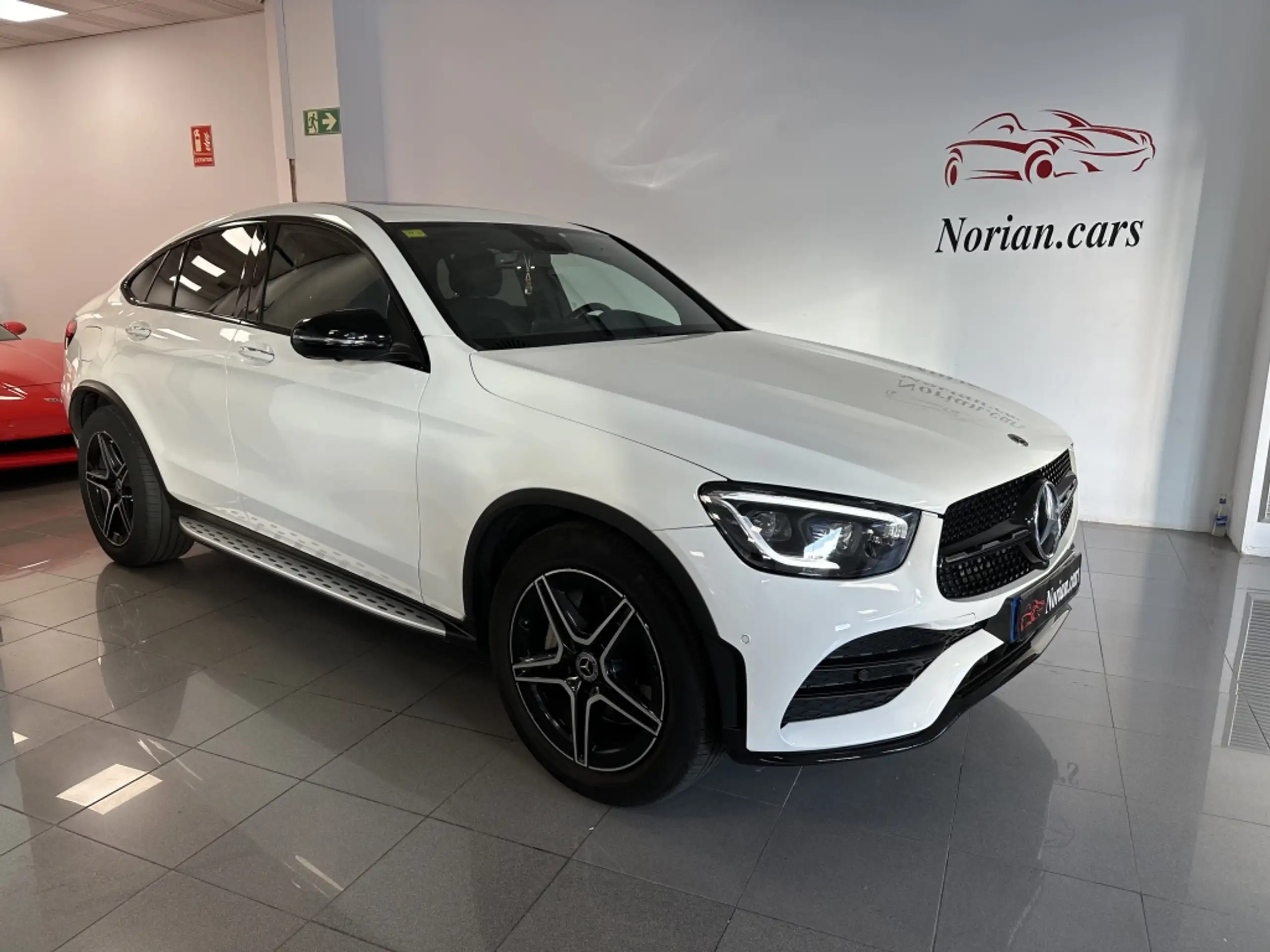 Mercedes-Benz - GLC 220