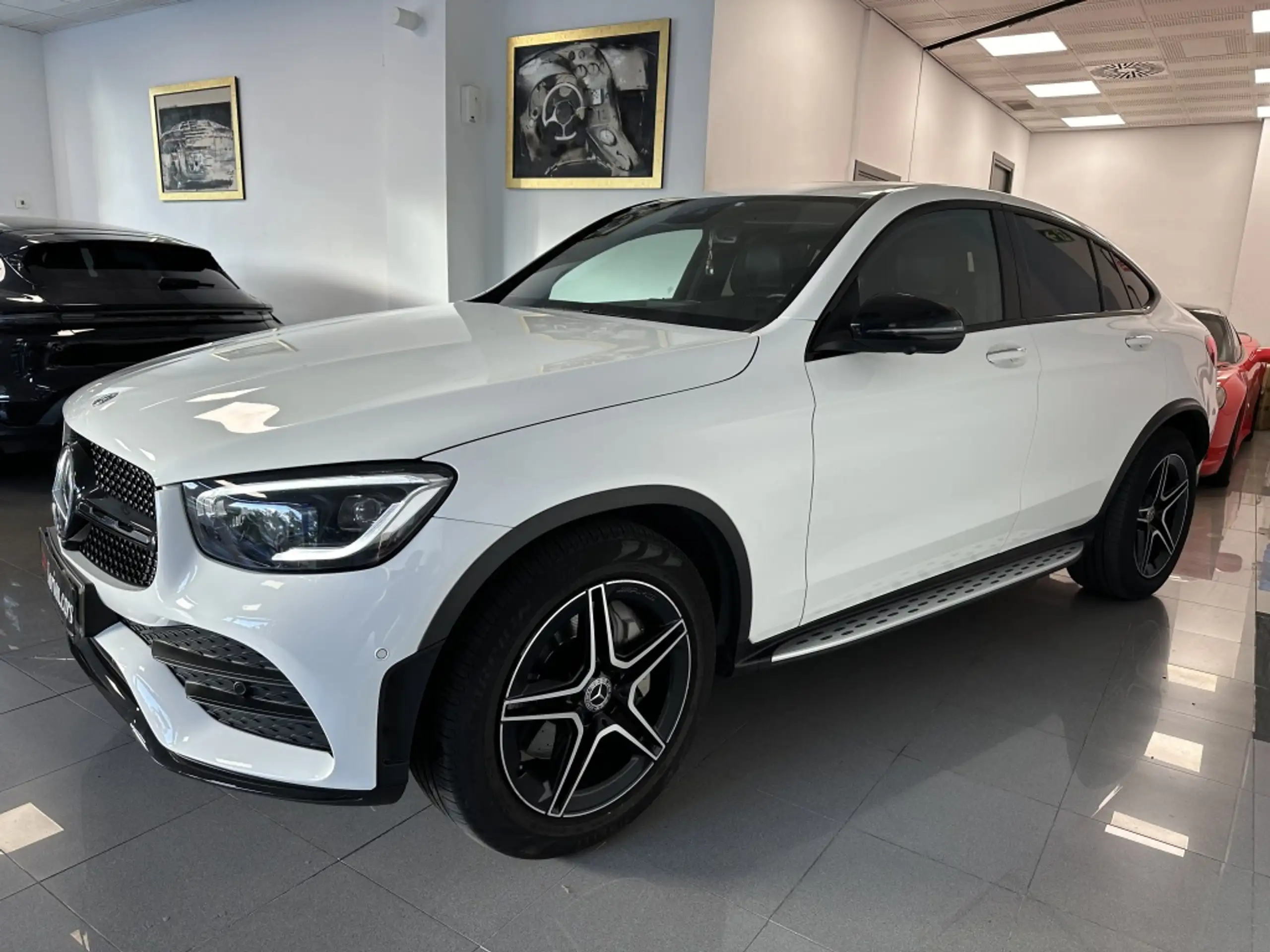 Mercedes-Benz - GLC 220