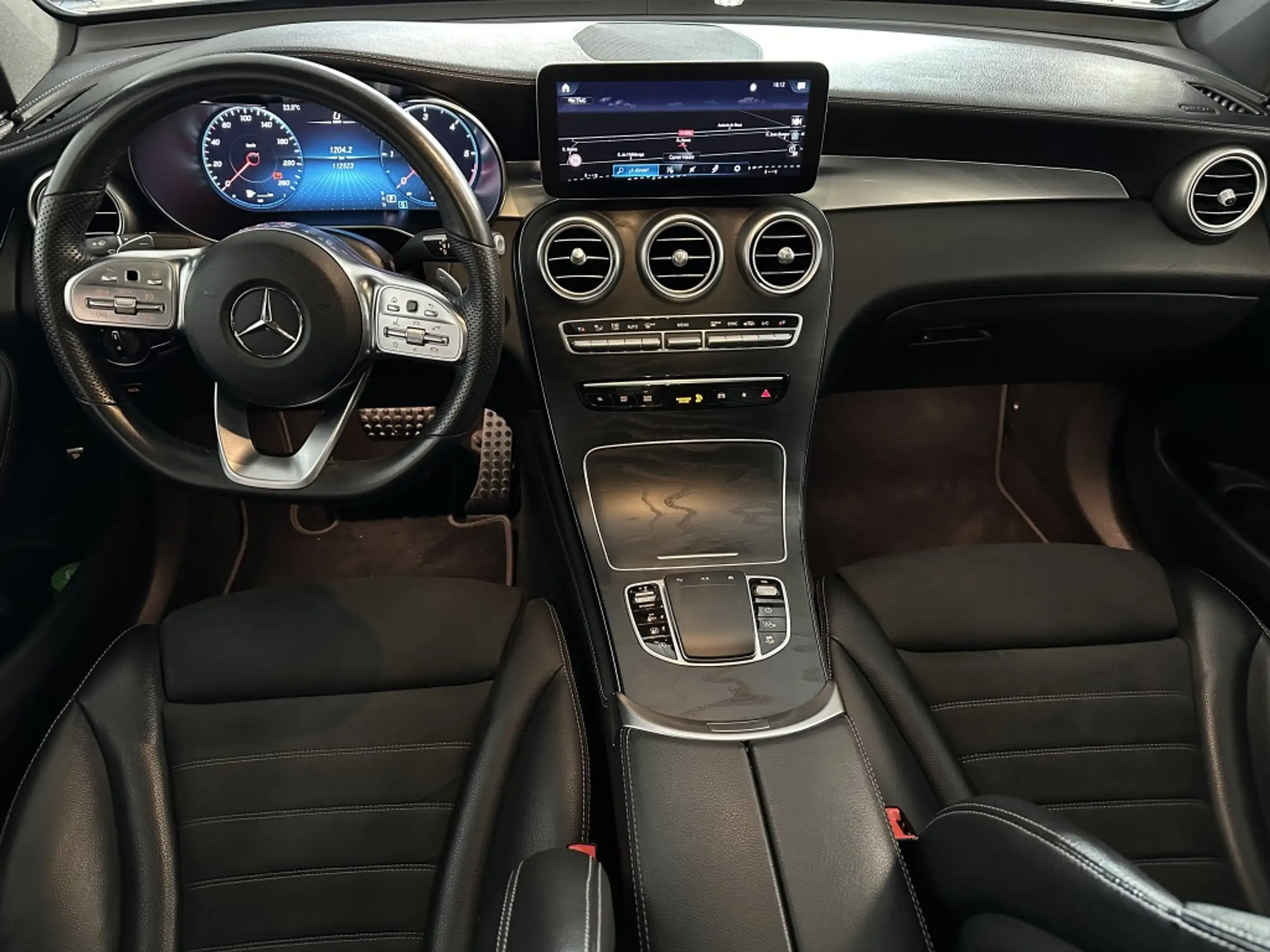 Mercedes-Benz - GLC 220