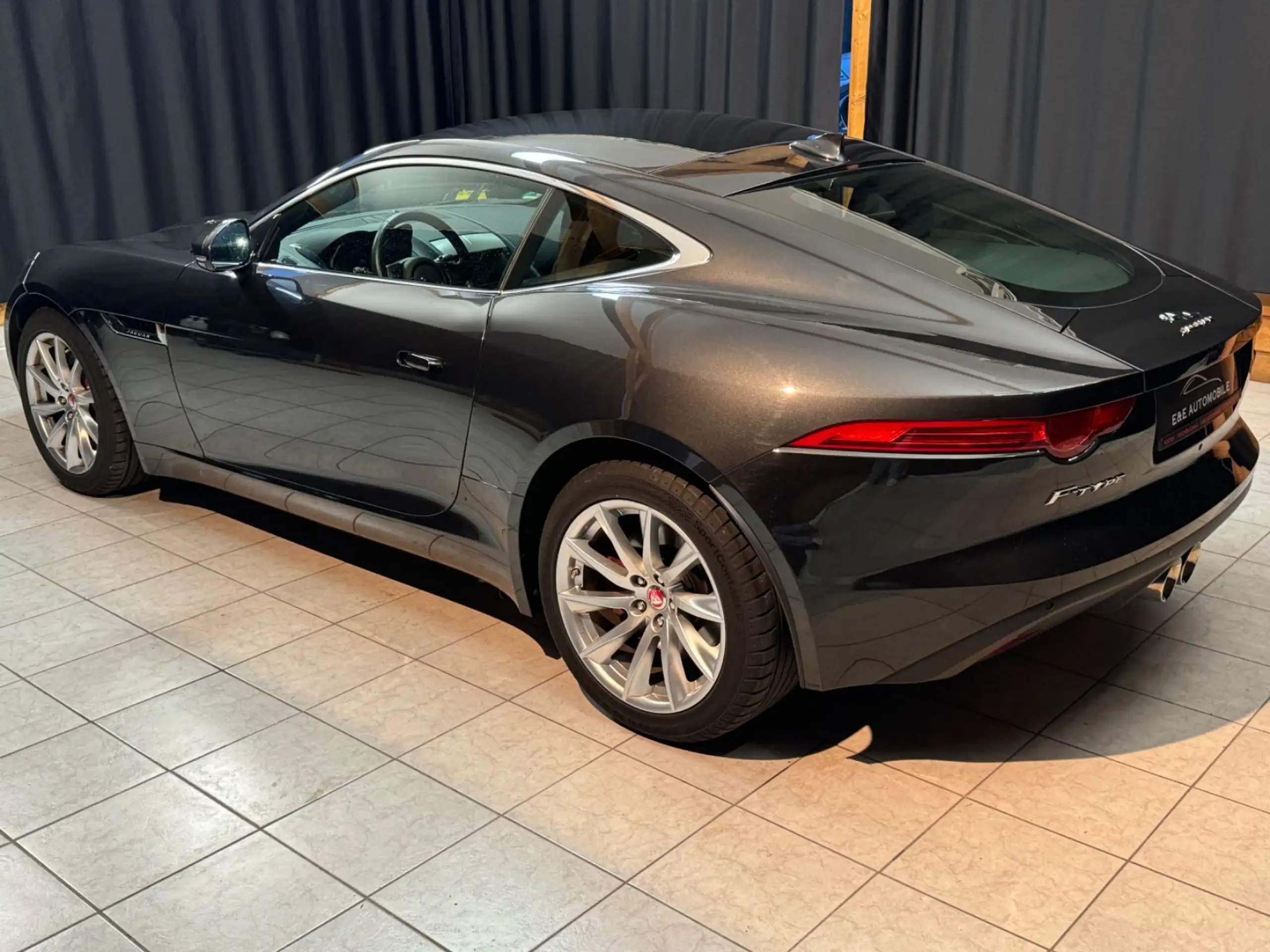 Jaguar - F-Type