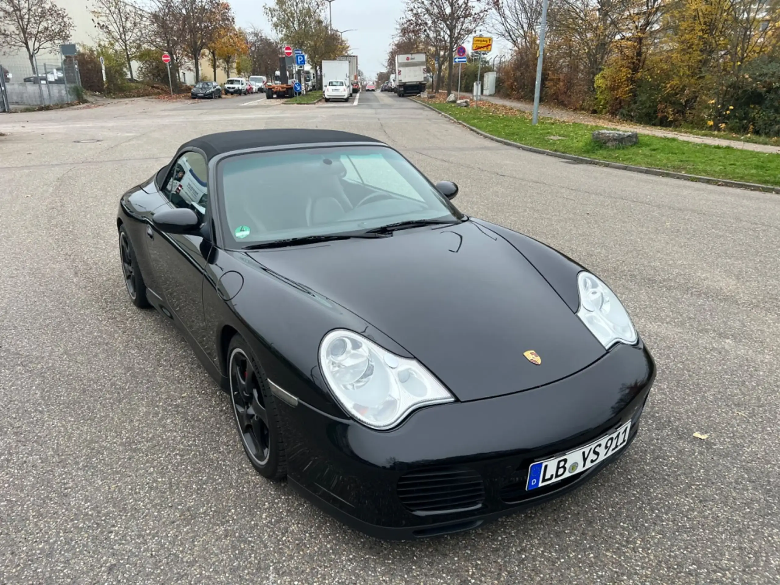 Porsche - 911