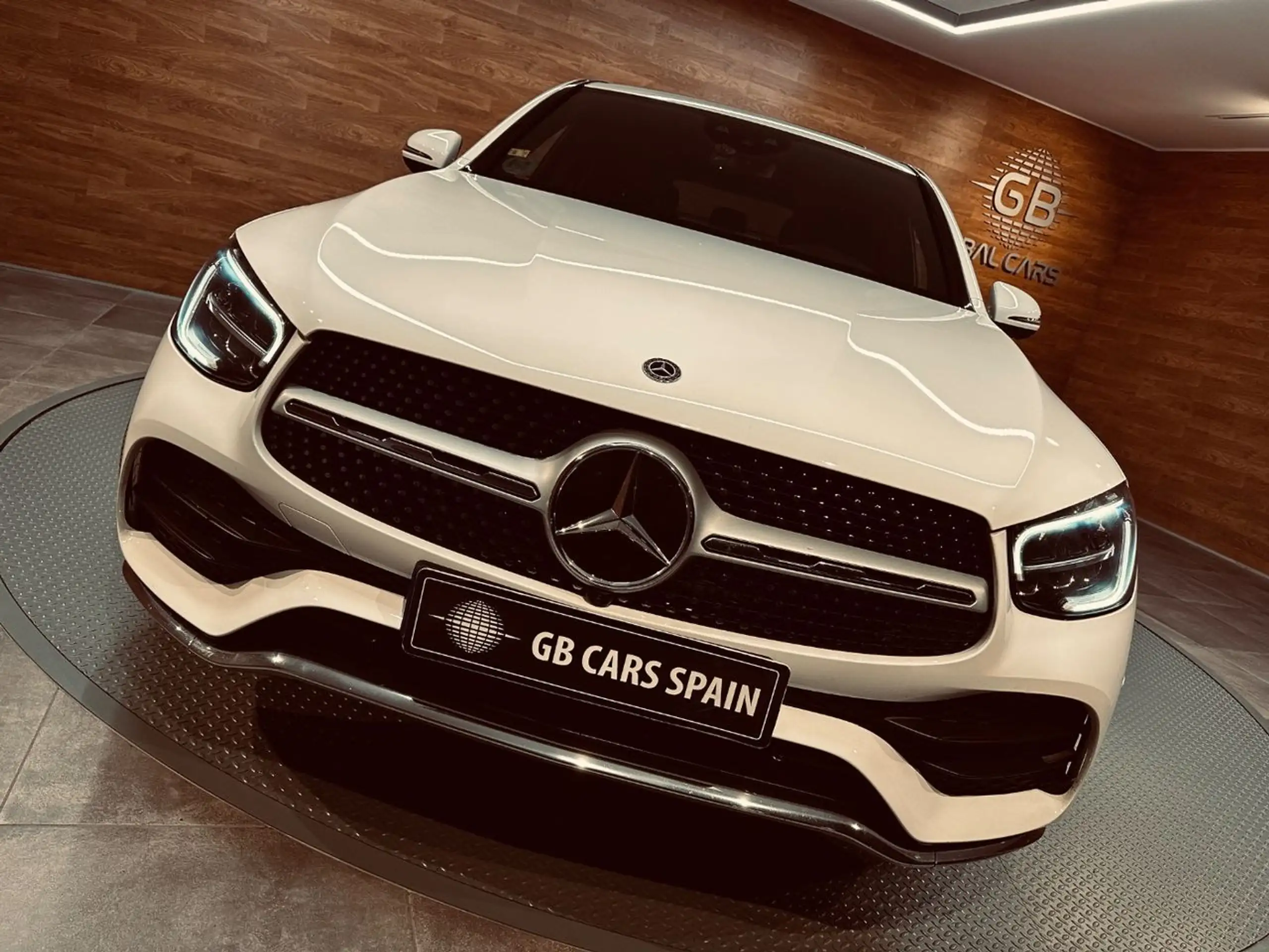 Mercedes-Benz - GLC 63 AMG