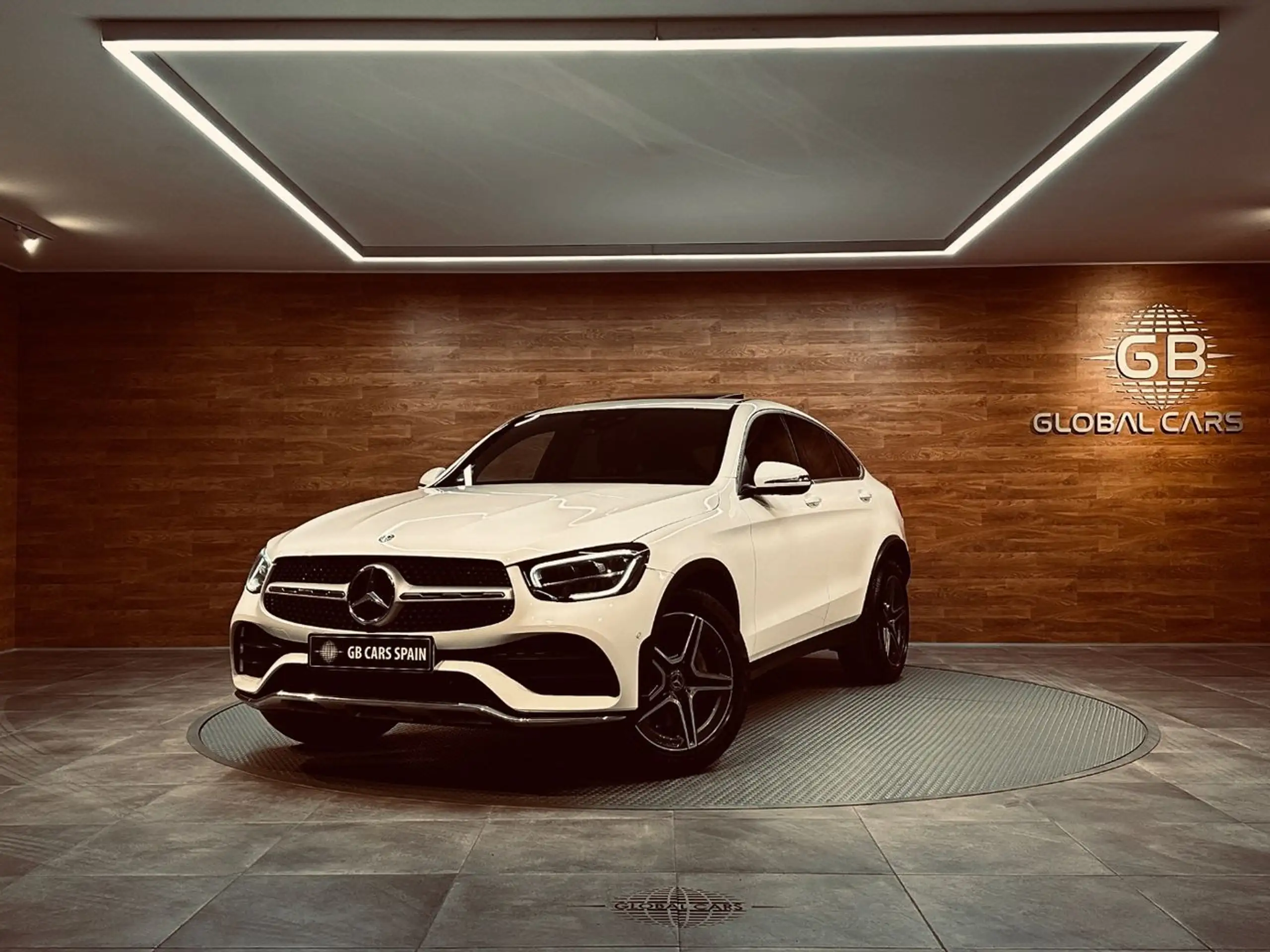 Mercedes-Benz - GLC 63 AMG