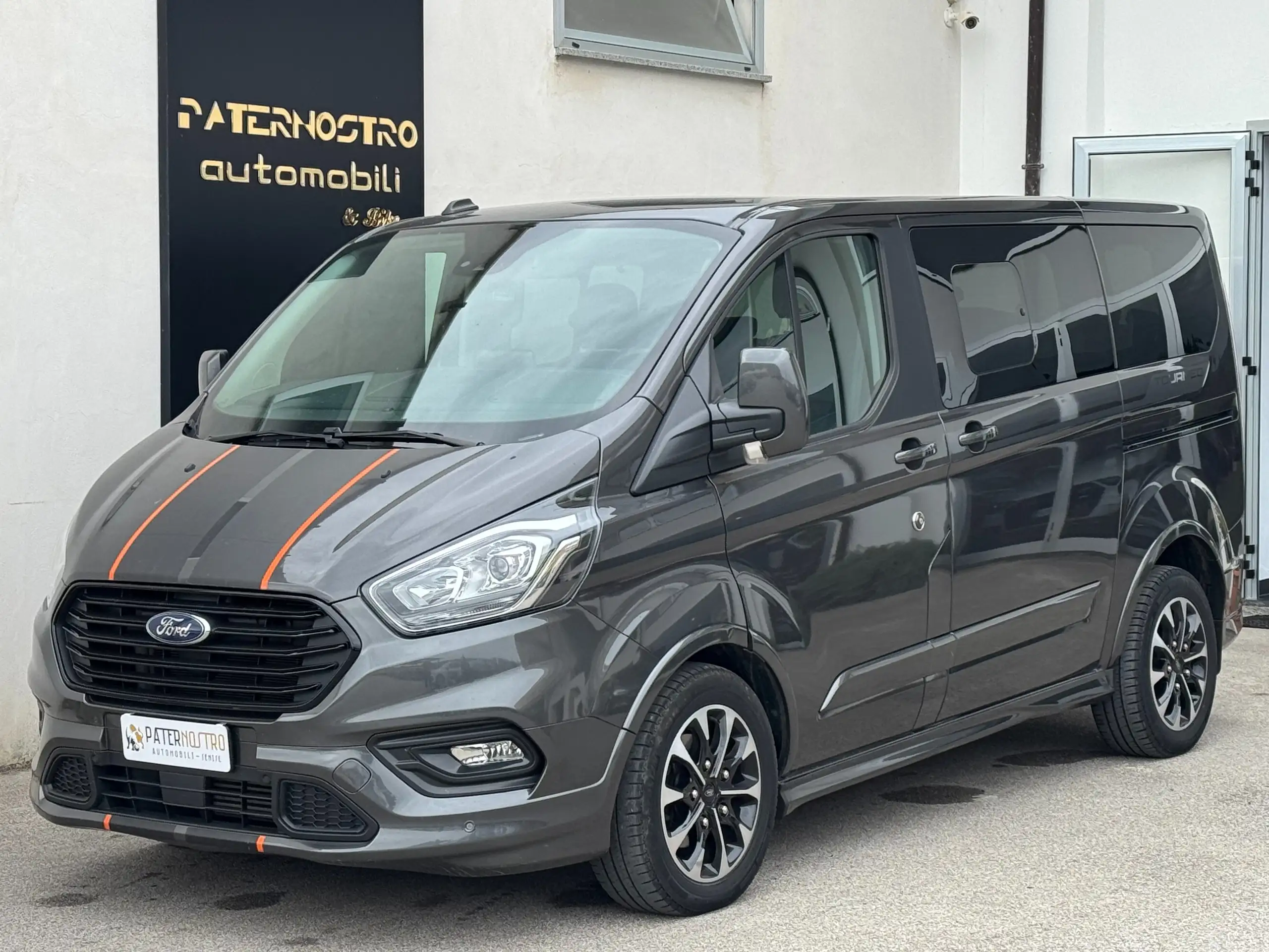 Ford - Tourneo Custom