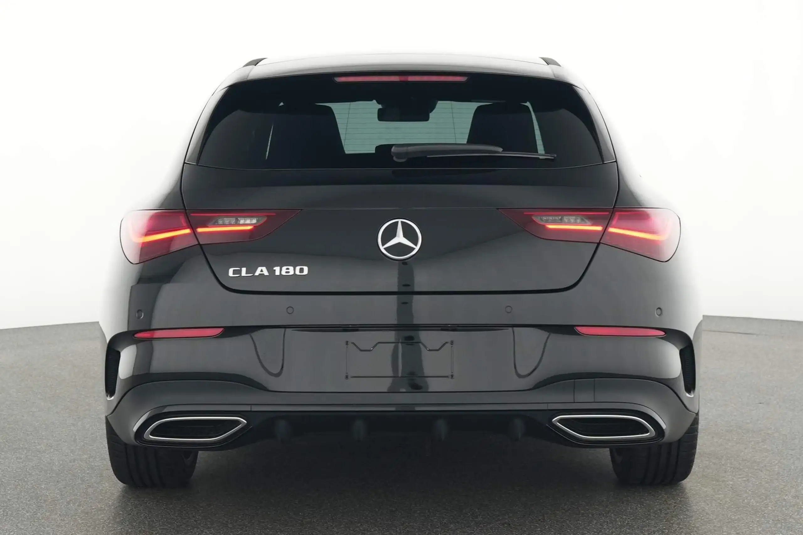 Mercedes-Benz - CLA 180