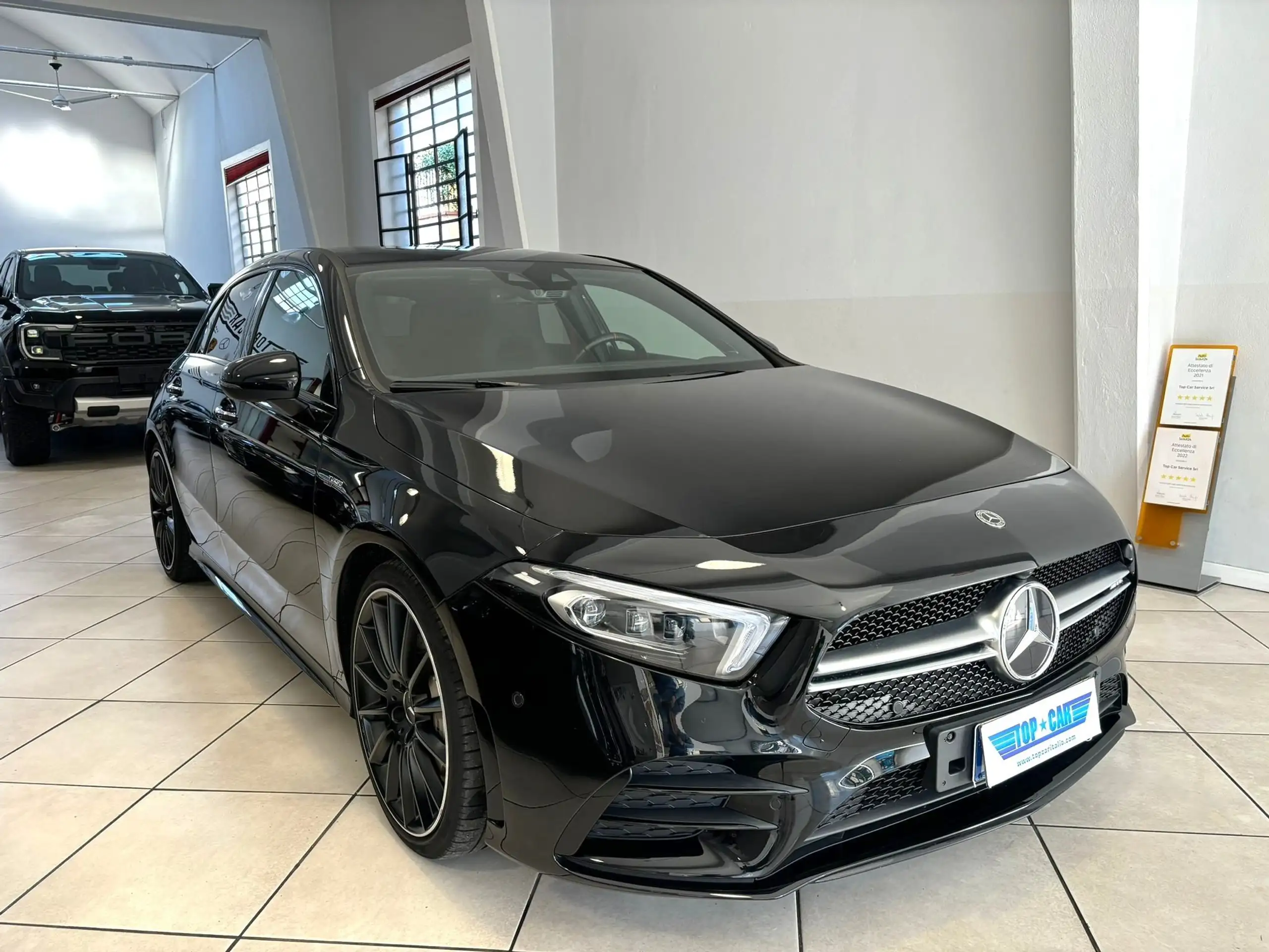 Mercedes-Benz - A 35 AMG