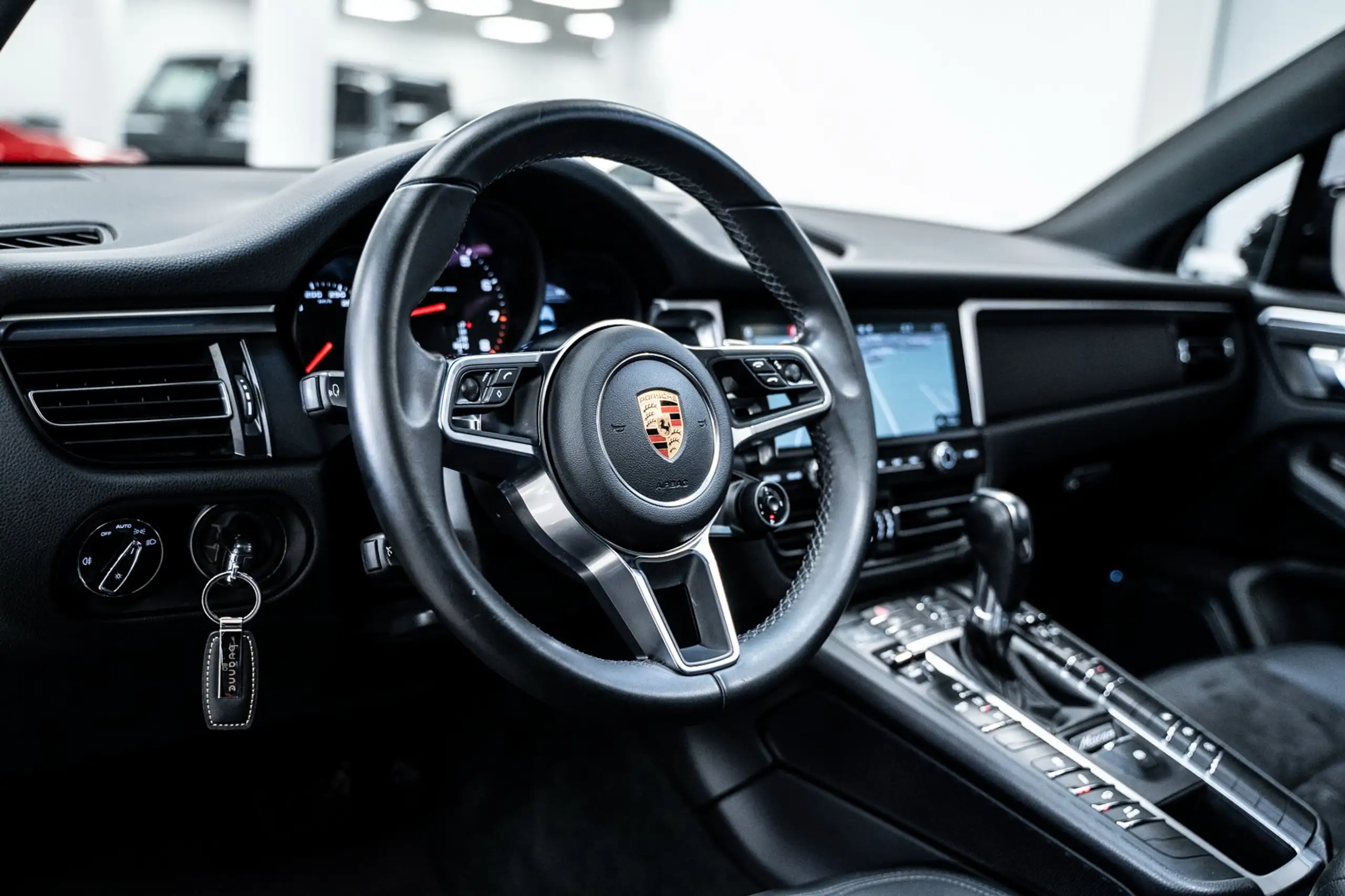 Porsche - Macan