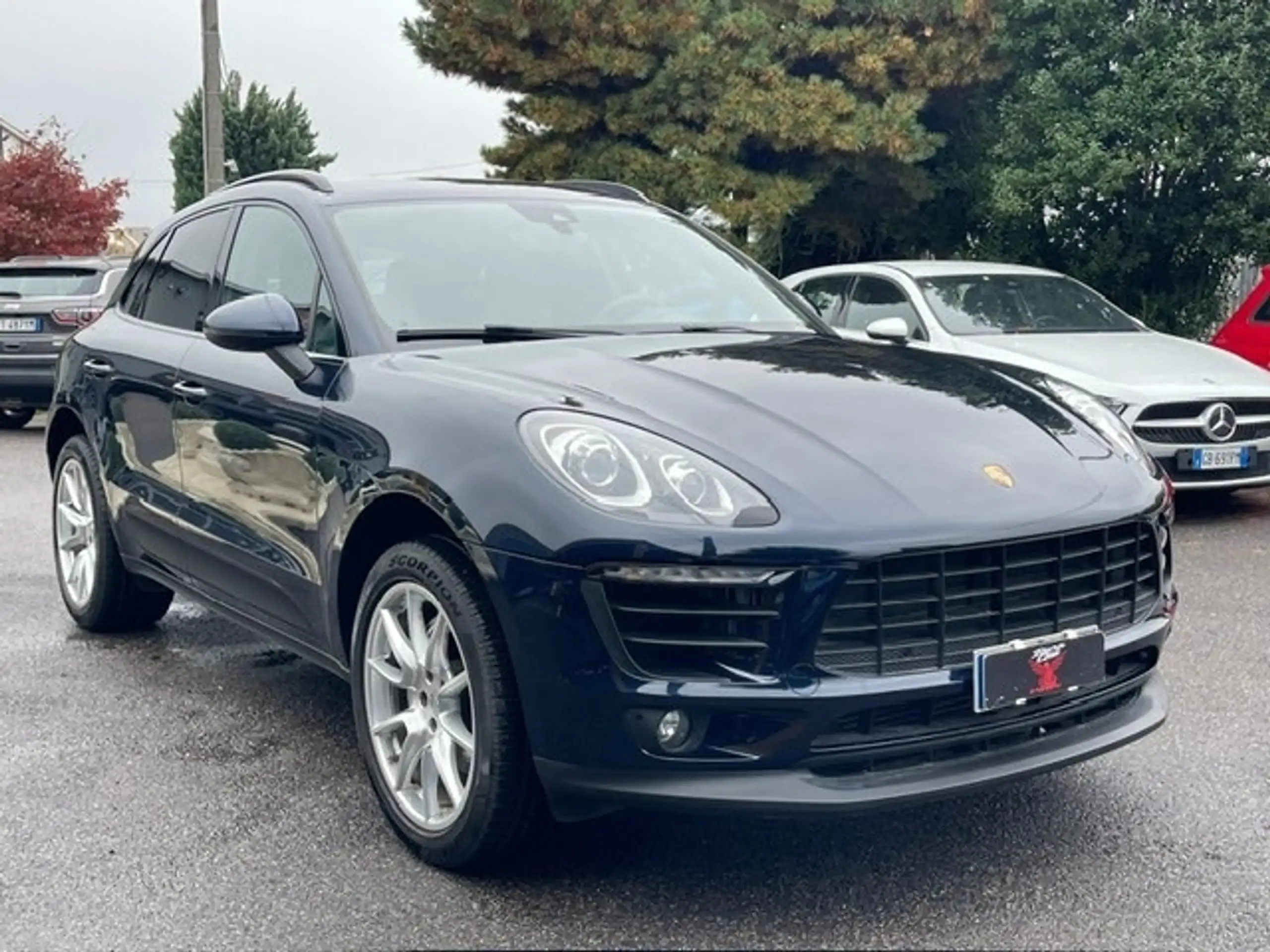 Porsche - Macan