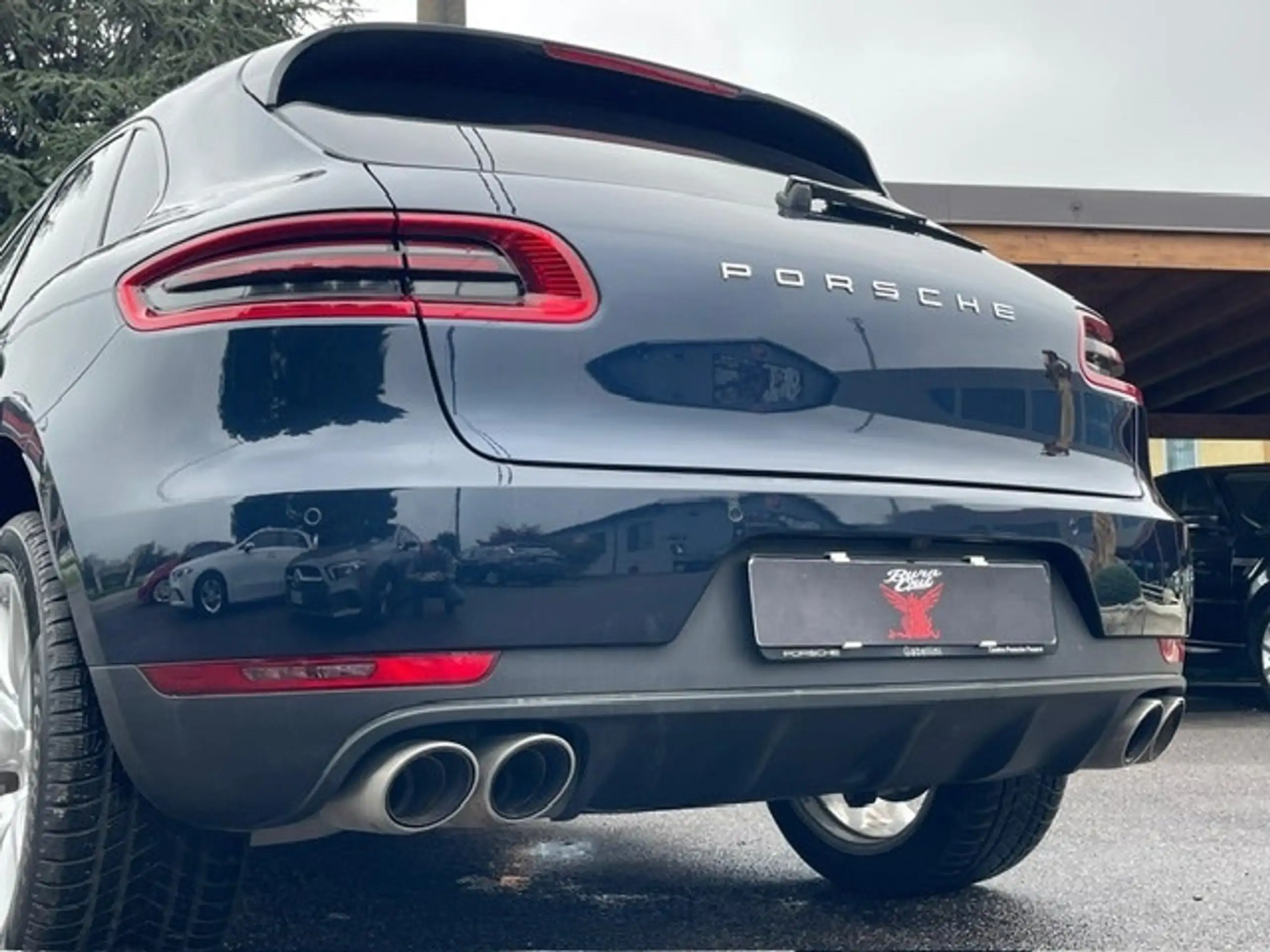 Porsche - Macan