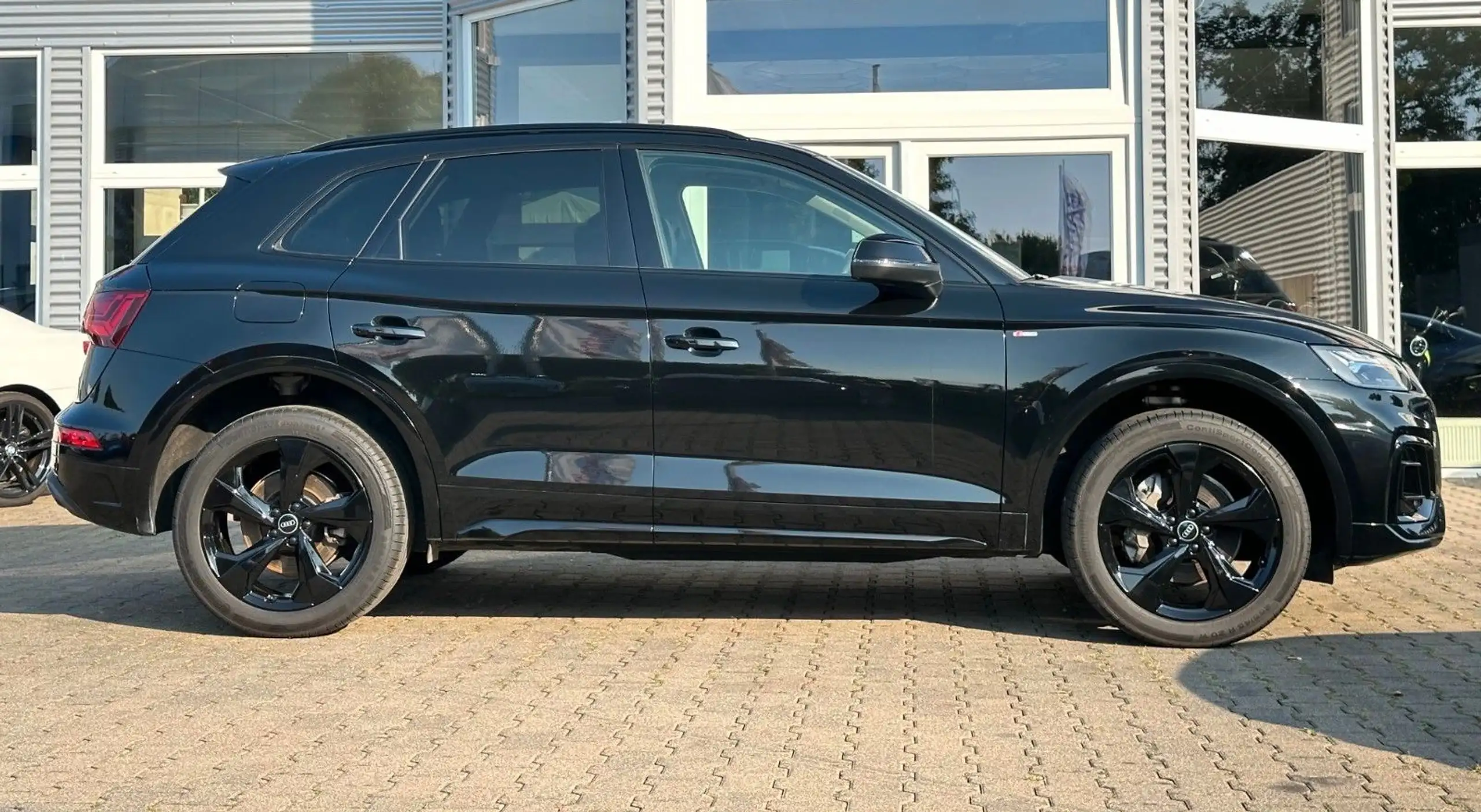 Audi - Q5