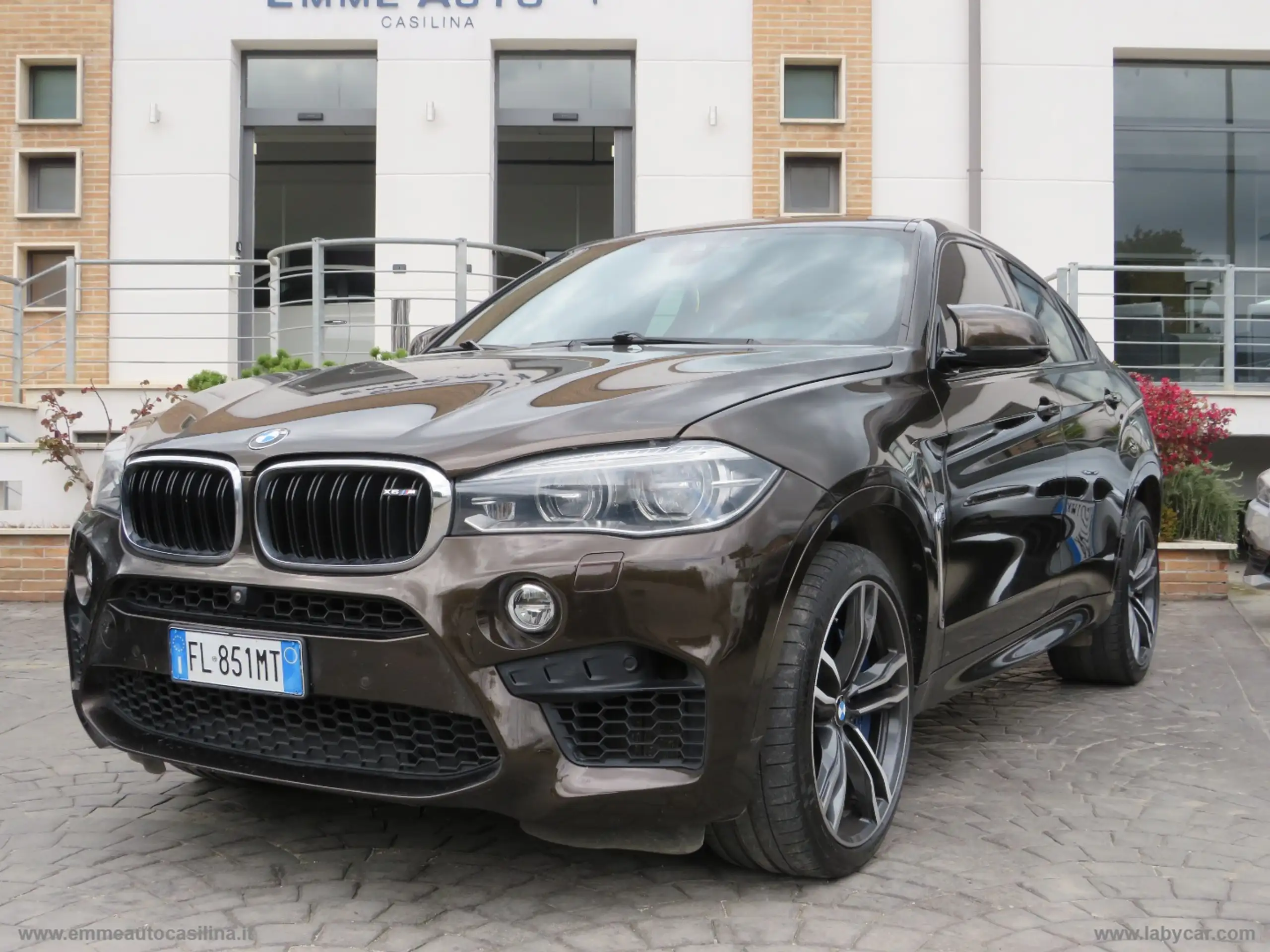 BMW - X6