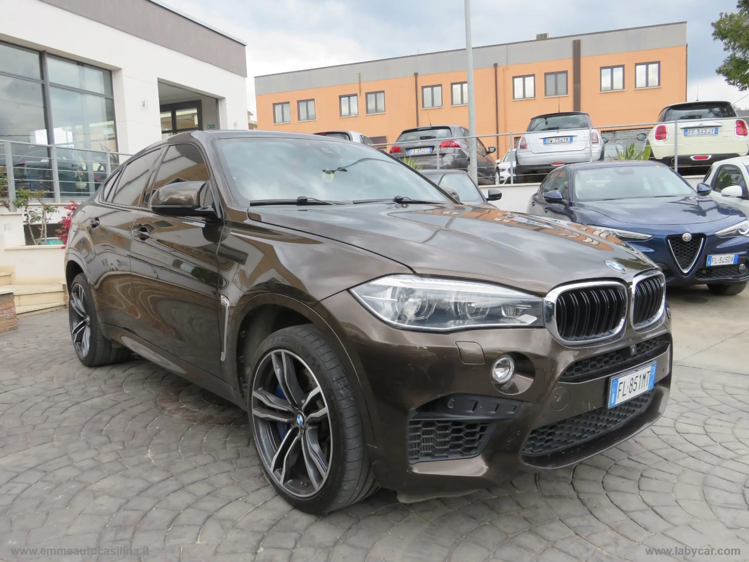 BMW - X6