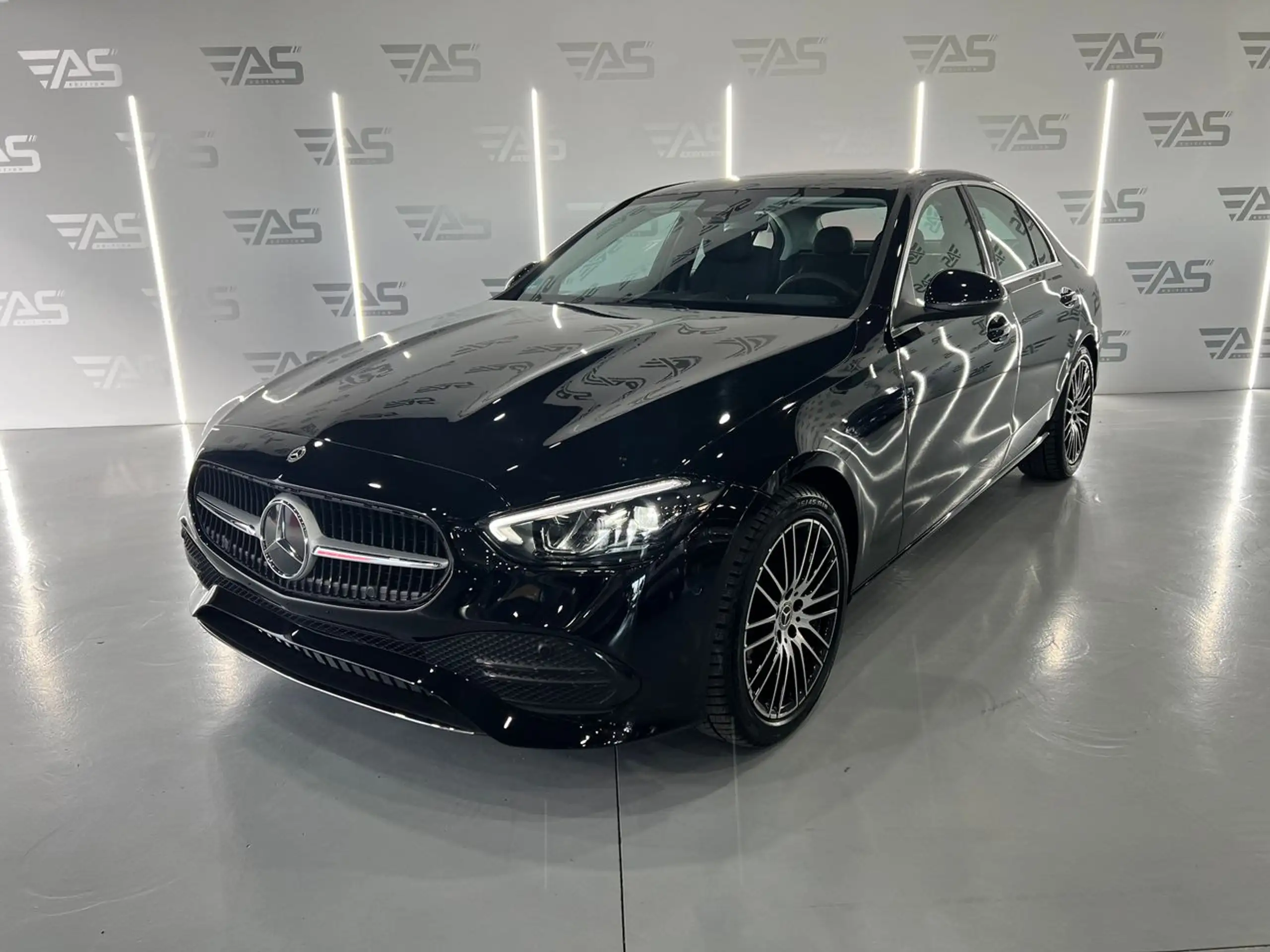 Mercedes-Benz - C 220