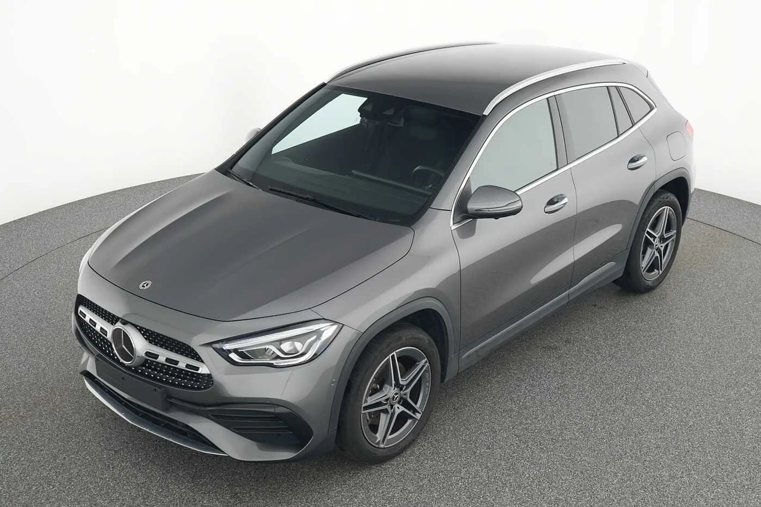 Mercedes-Benz - GLA 250