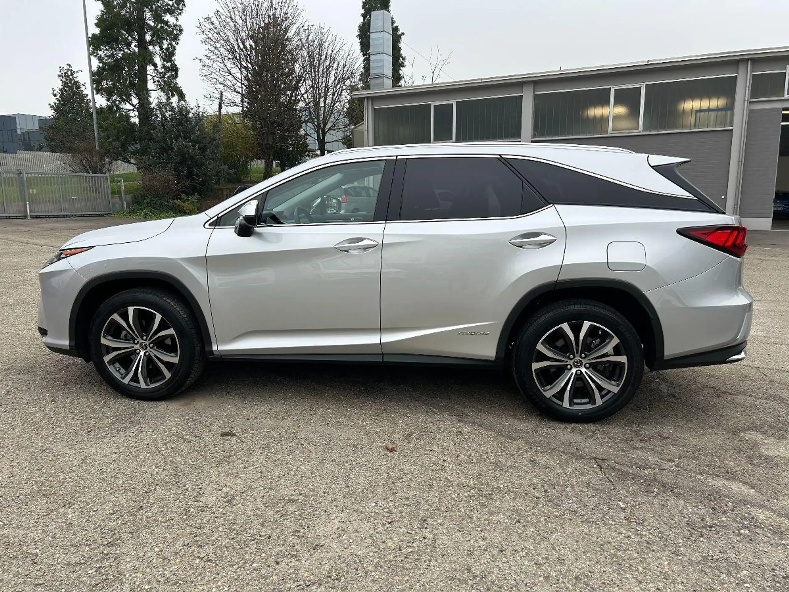 Lexus - RX 450h