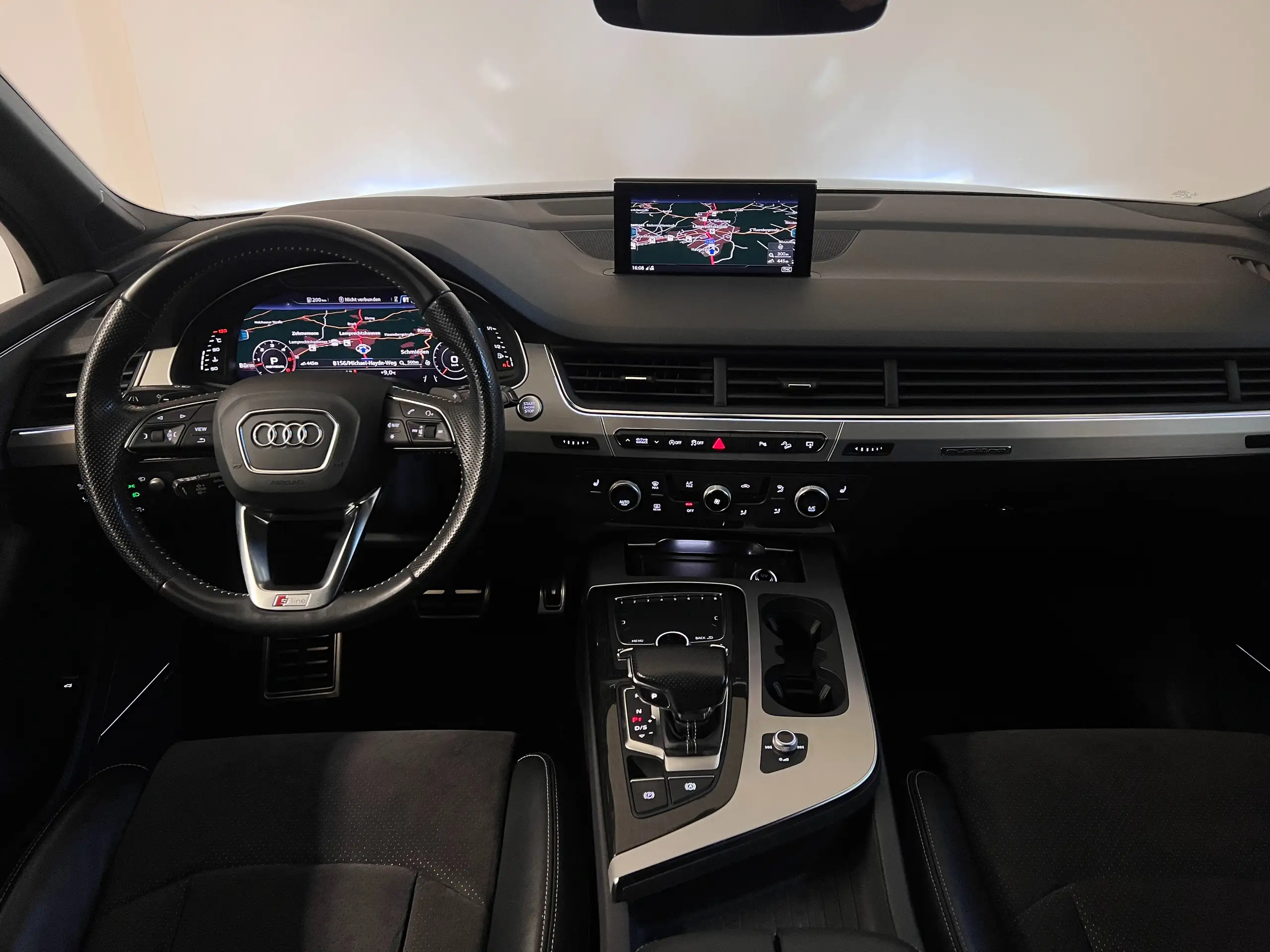 Audi - Q7