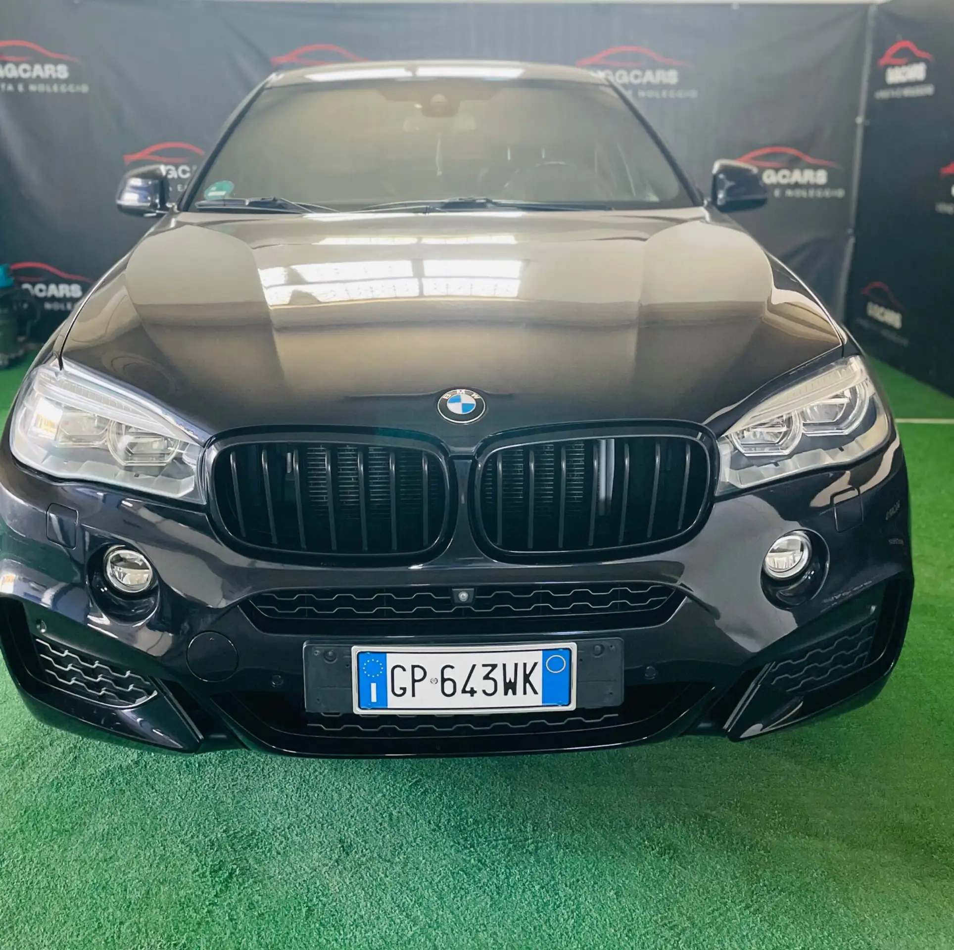 BMW - X6