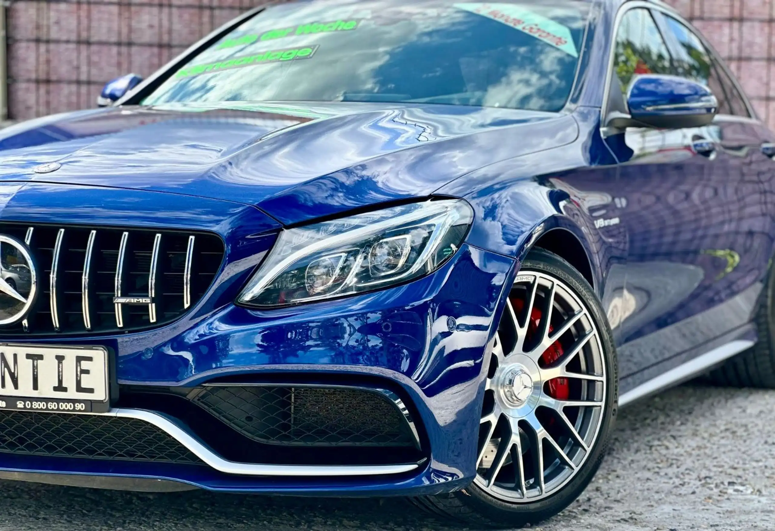 Mercedes-Benz - C 63 AMG