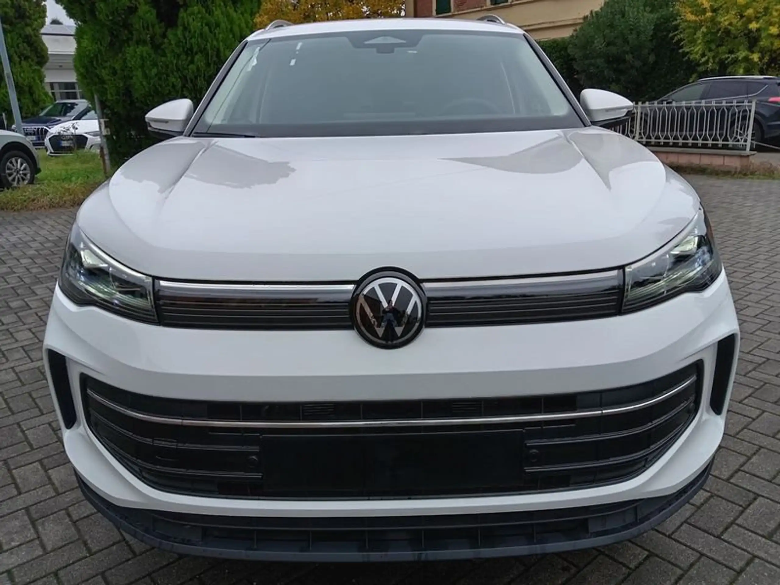 Volkswagen - Tiguan