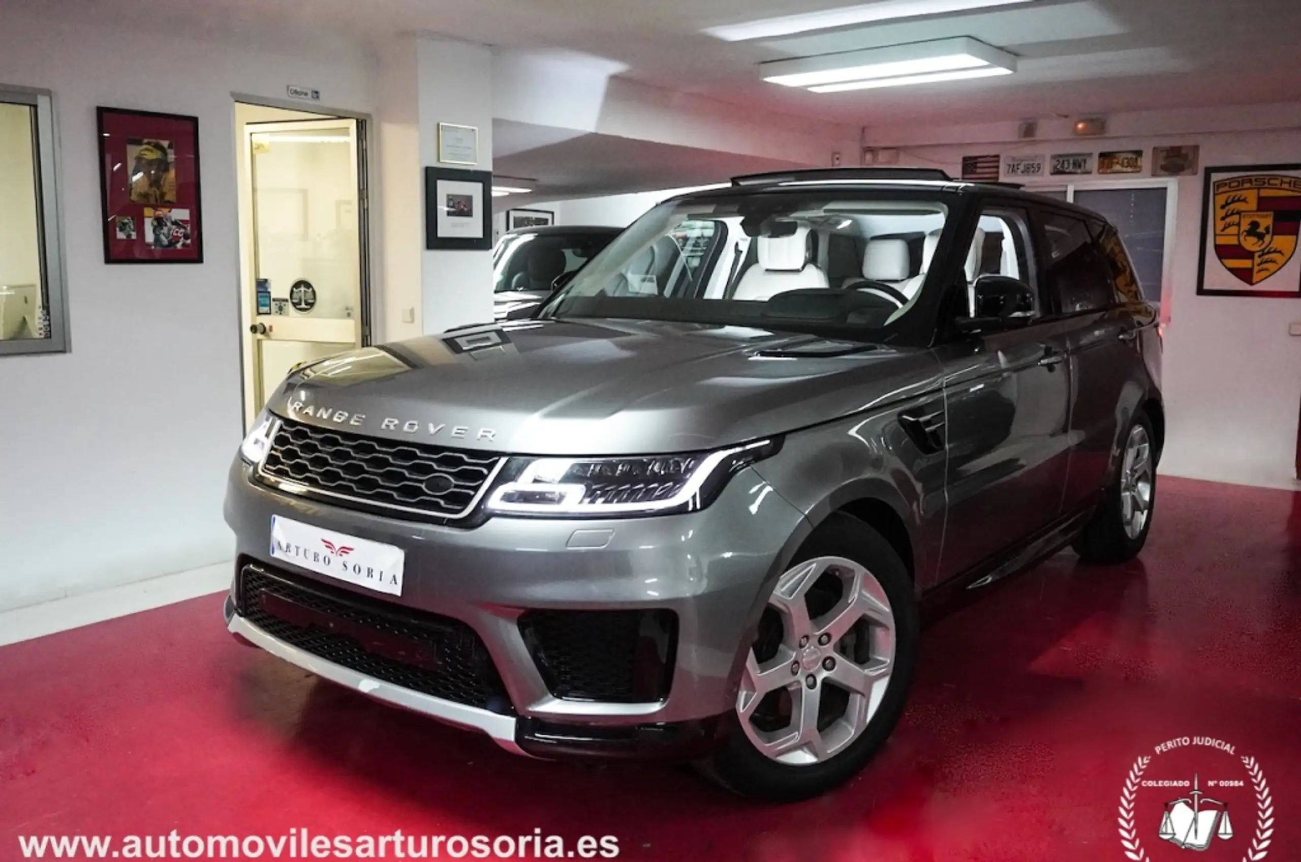 Land Rover - Range Rover Sport