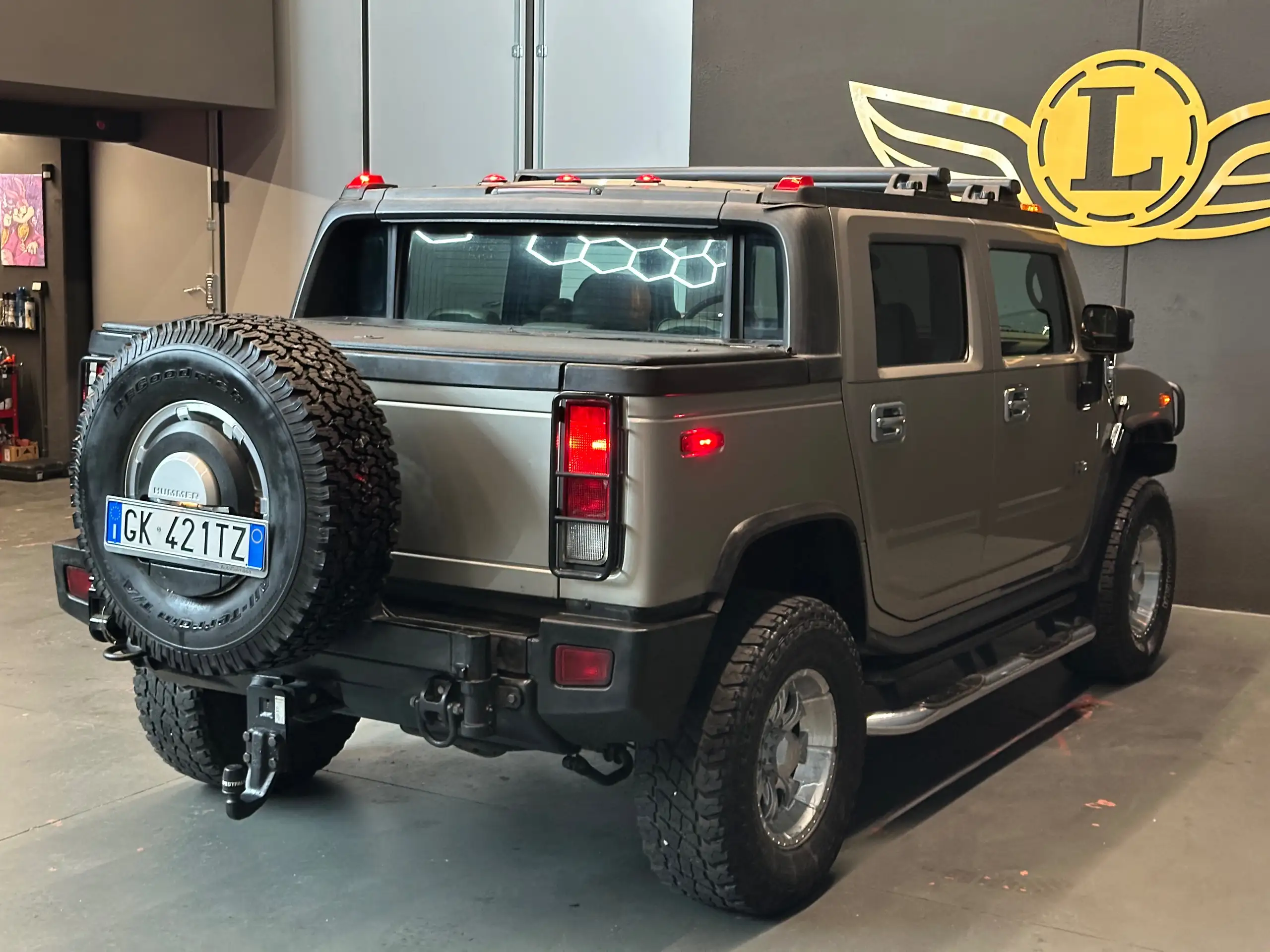 HUMMER - H2