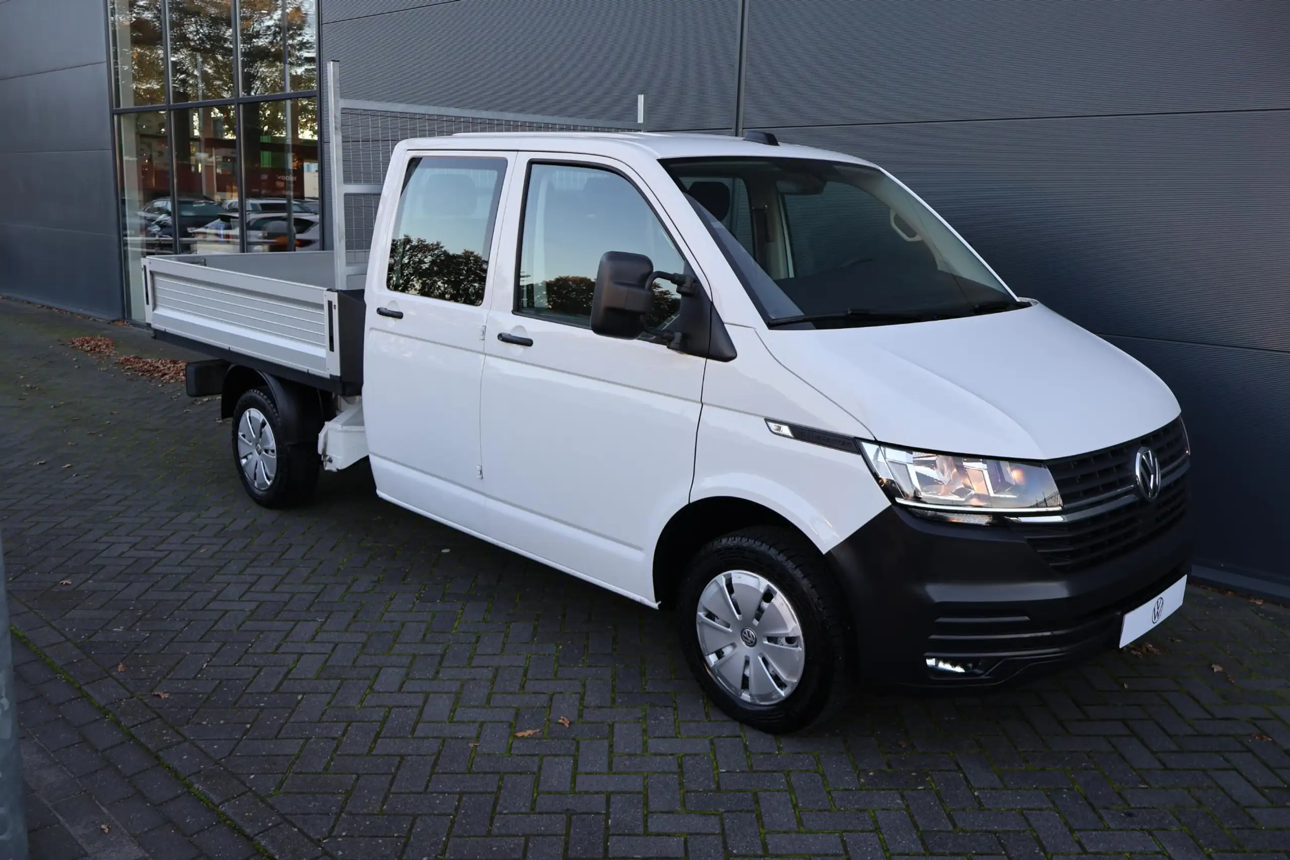 Volkswagen - T6.1 Transporter