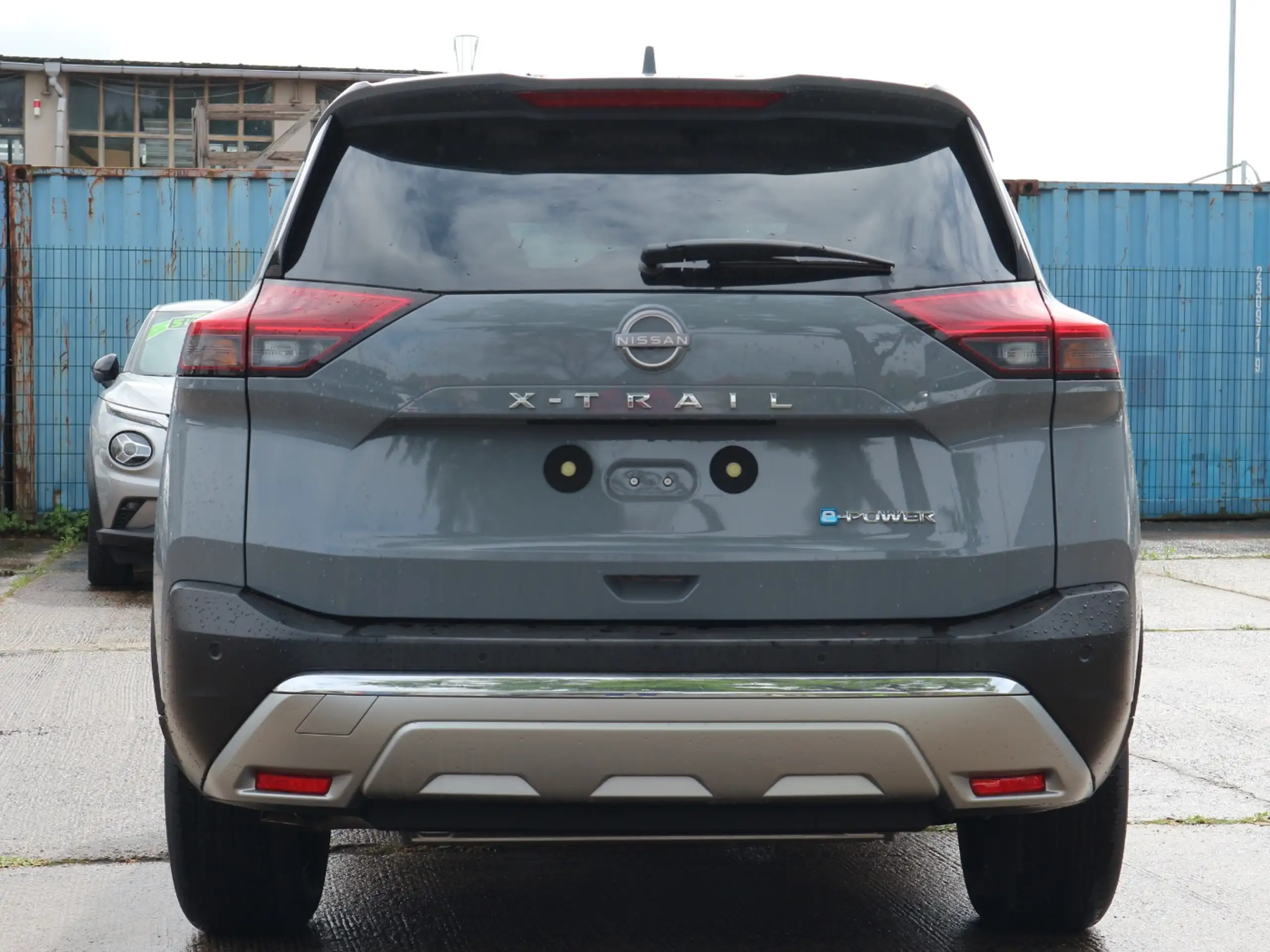 Nissan - X-Trail