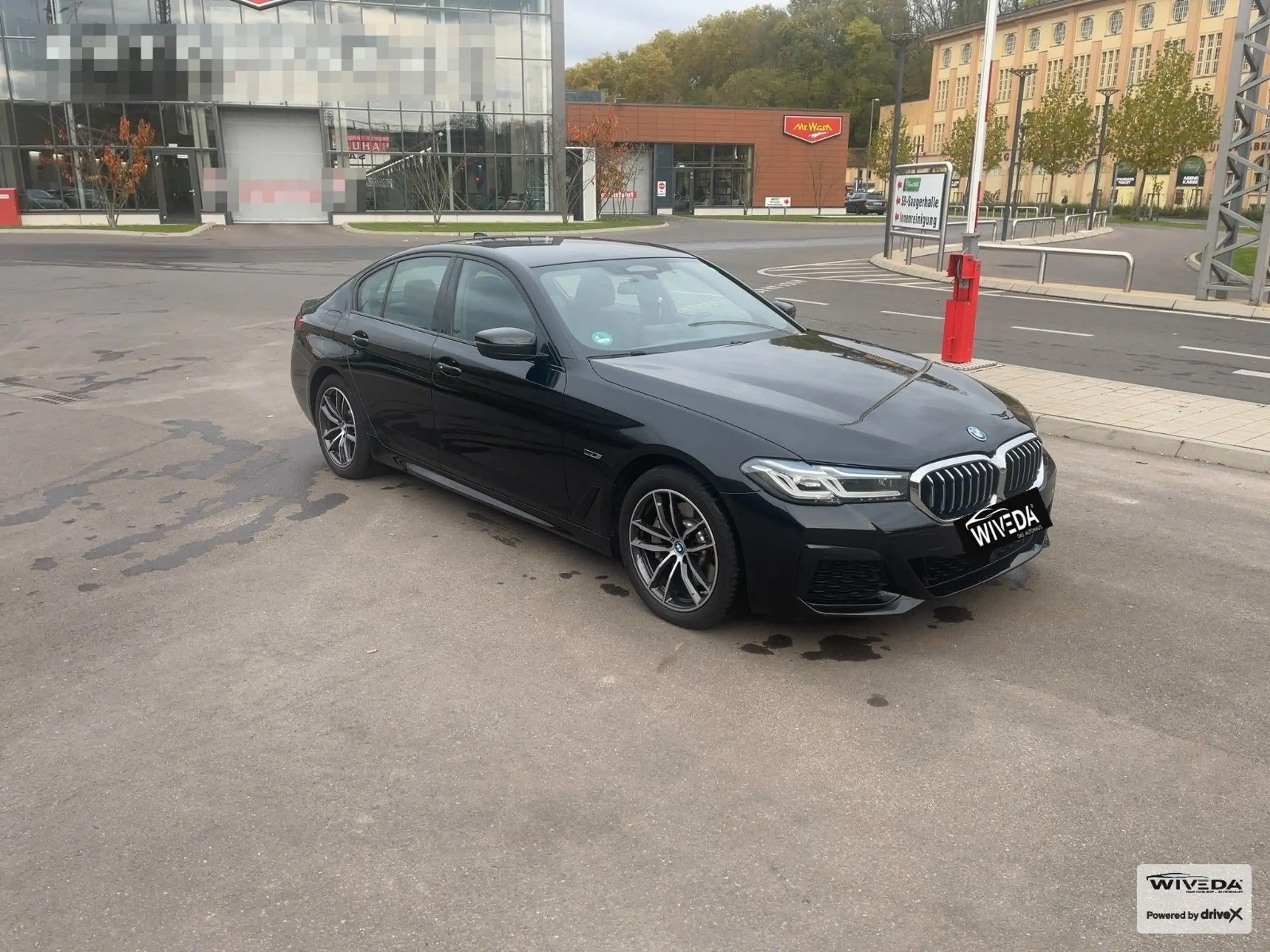 BMW - 530