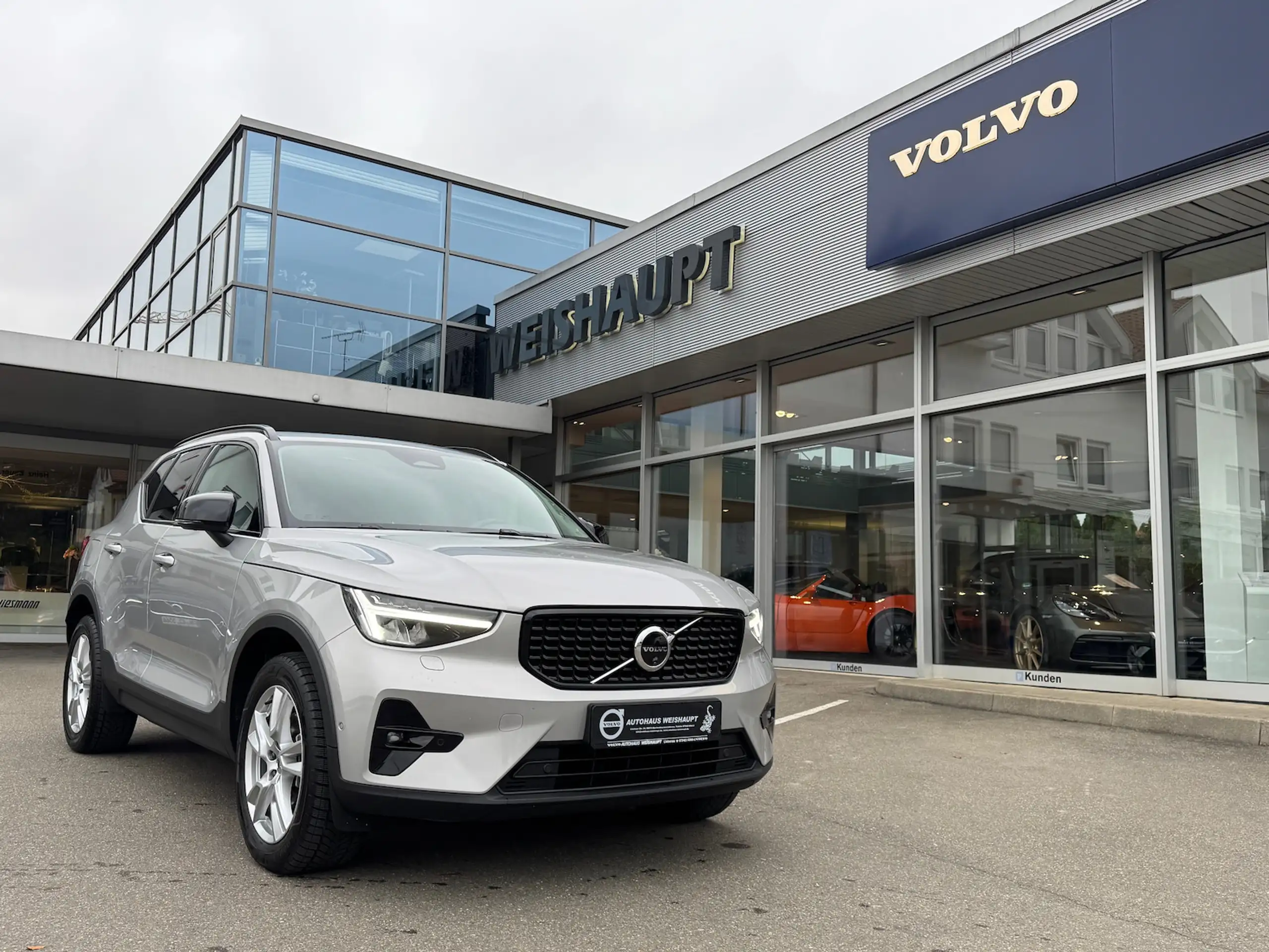 Volvo - XC40