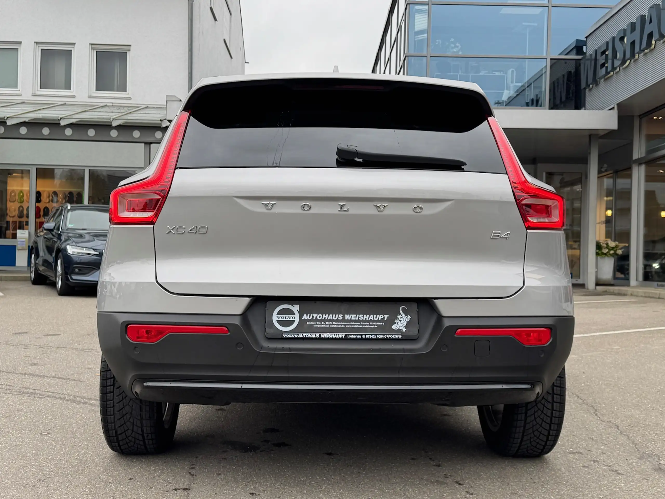 Volvo - XC40