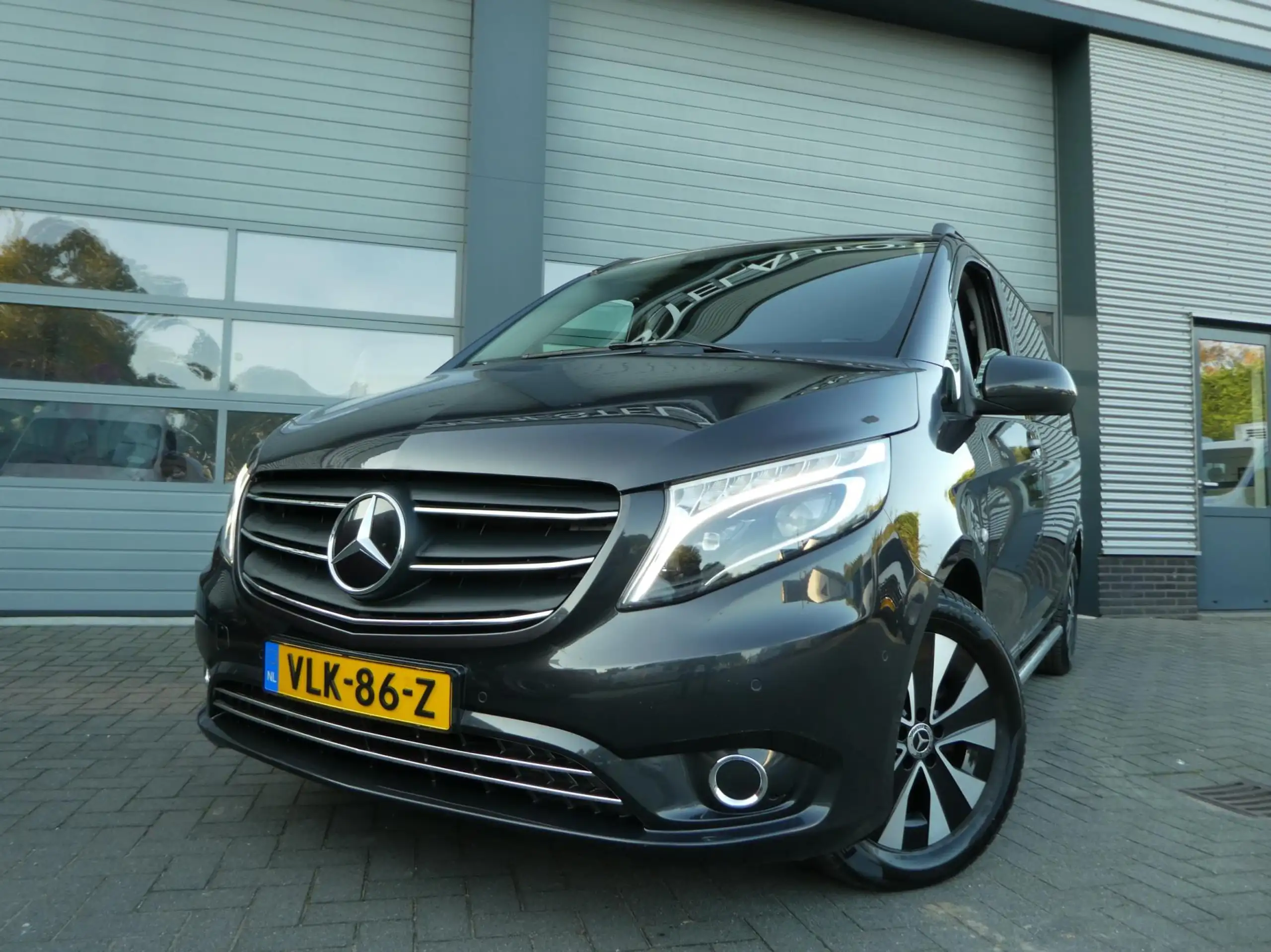 Mercedes-Benz - Vito