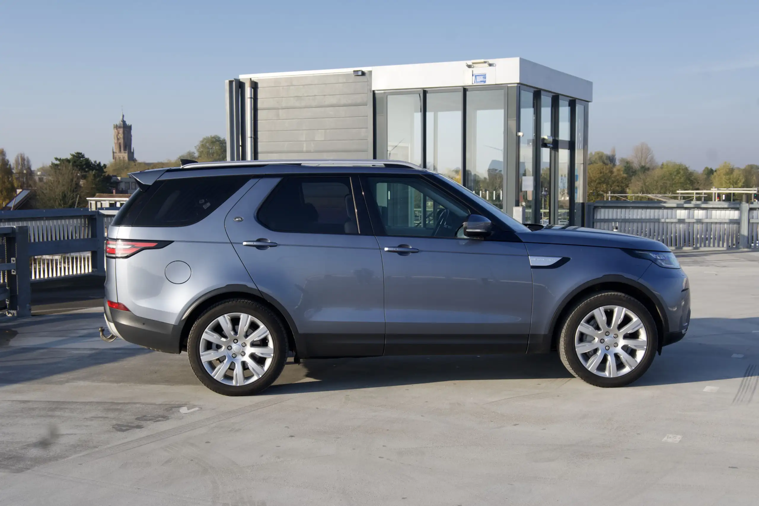 Land Rover - Discovery