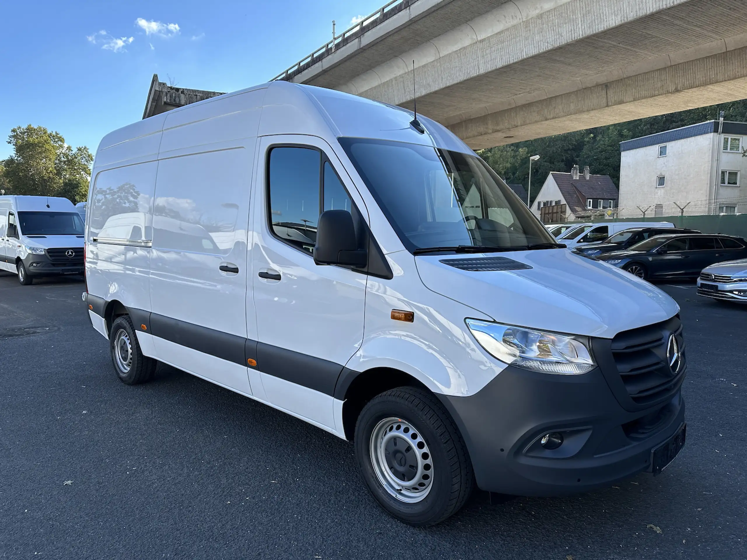 Mercedes-Benz - Sprinter