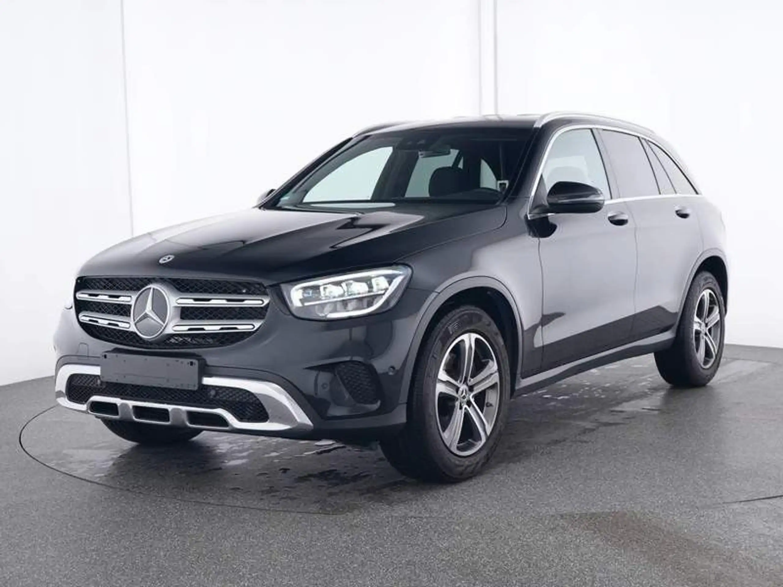 Mercedes-Benz - GLC 200