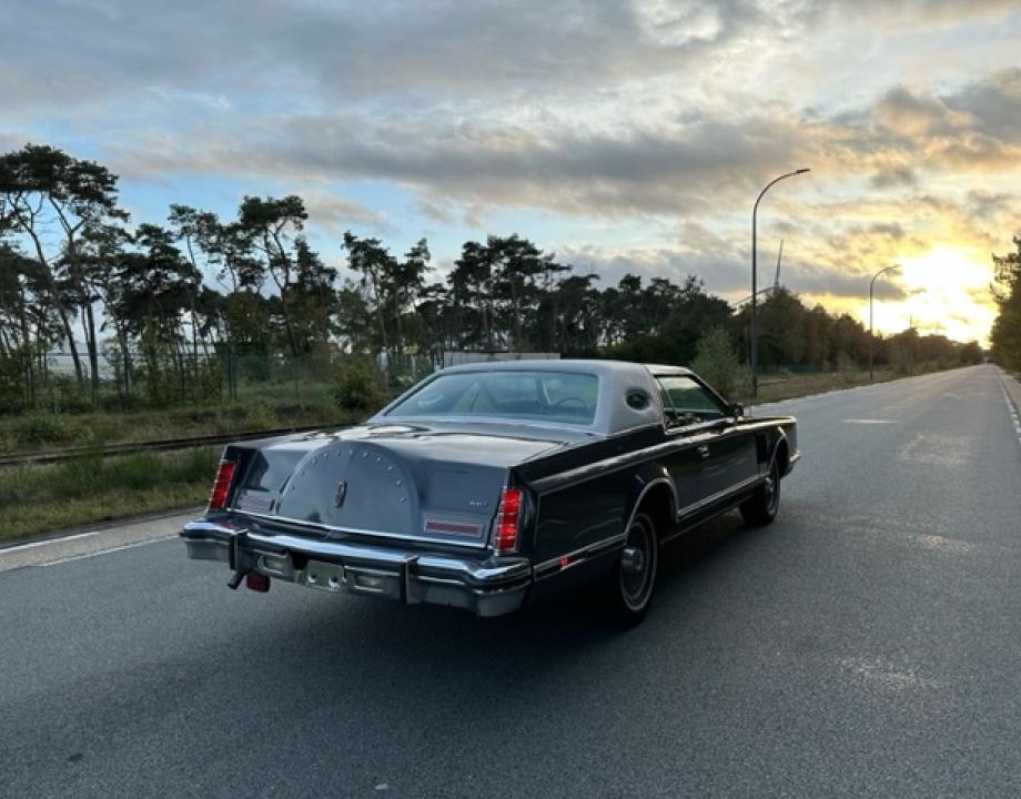 Lincoln - Continental