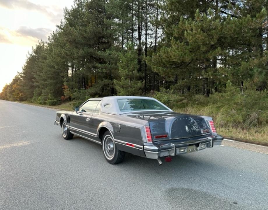 Lincoln - Continental