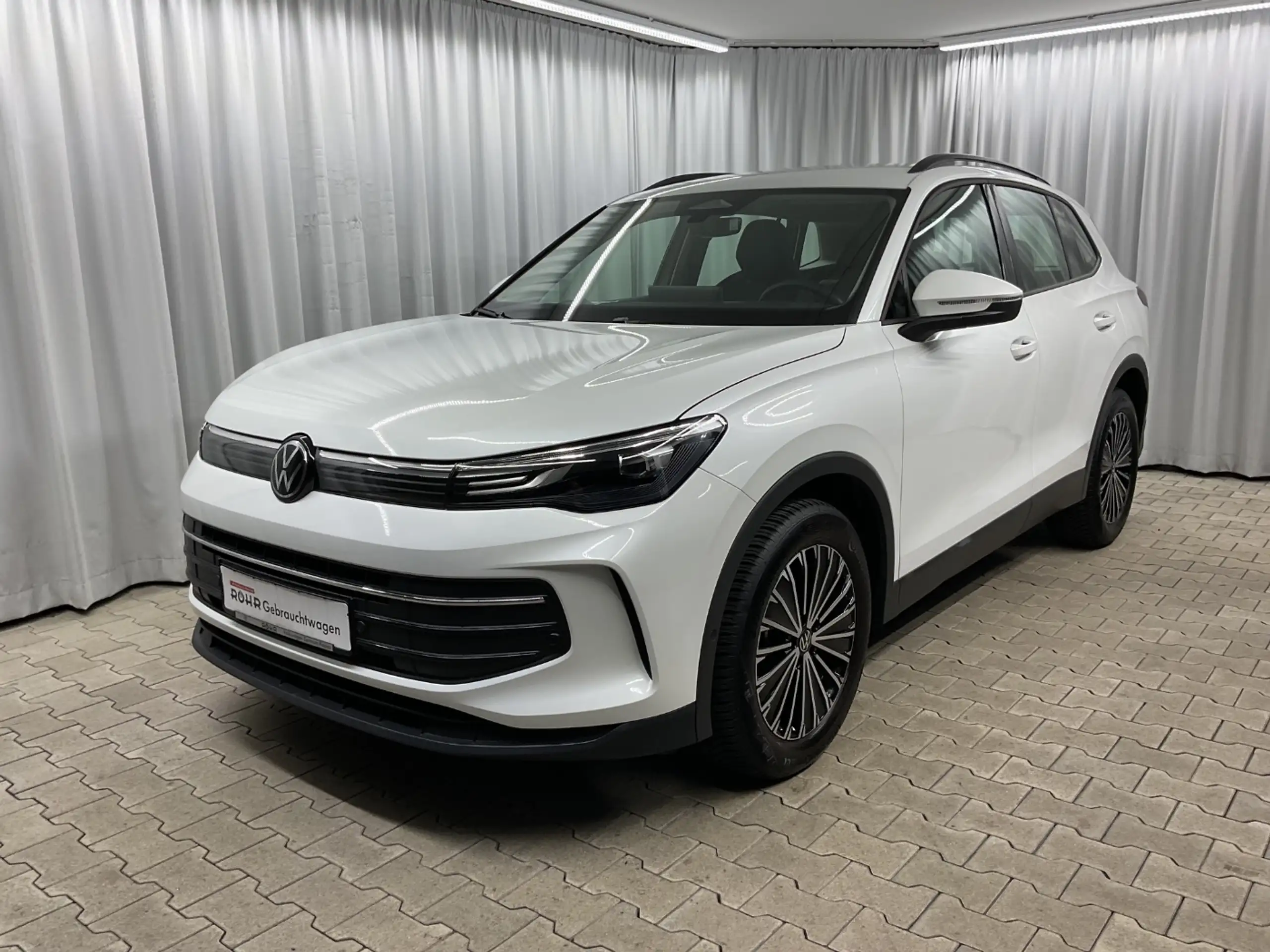 Volkswagen - Tiguan